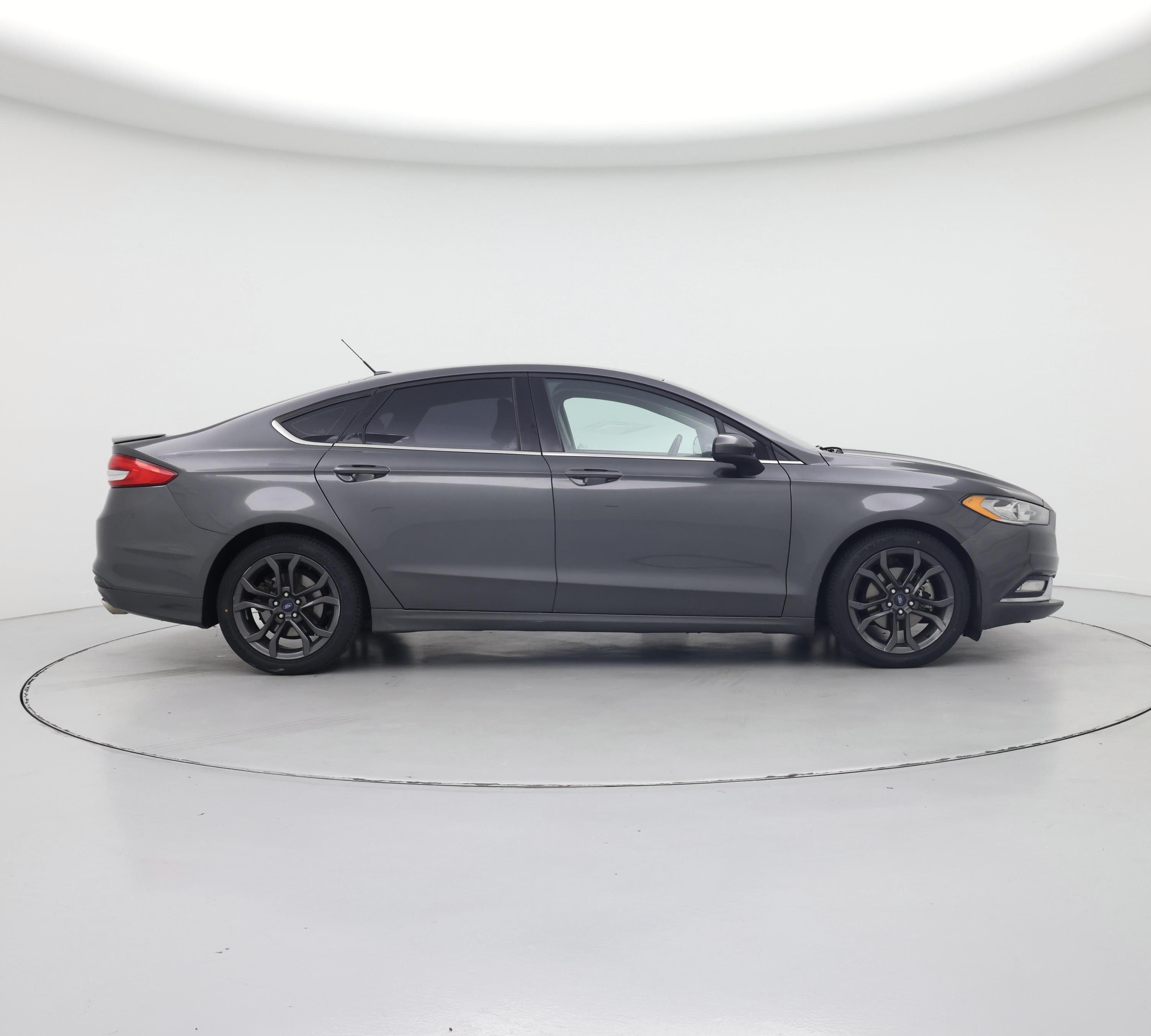 Thumbnail: 2018 Ford Fusion - 7