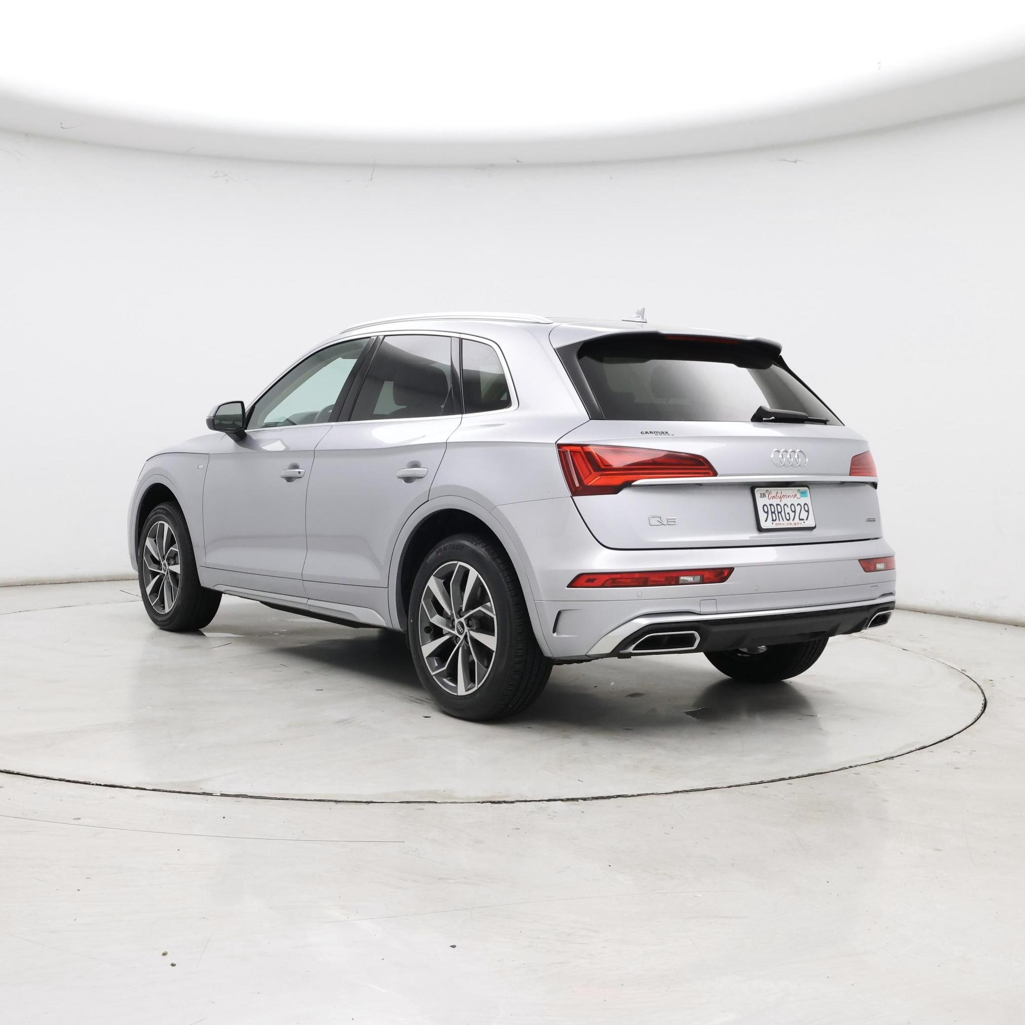 Thumbnail: 2022 Audi Q5 - 2