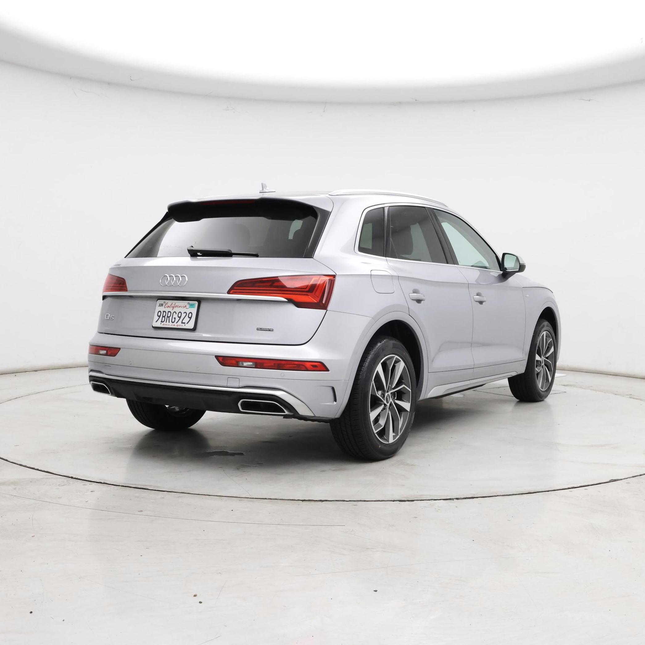 Thumbnail: 2022 Audi Q5 - 8