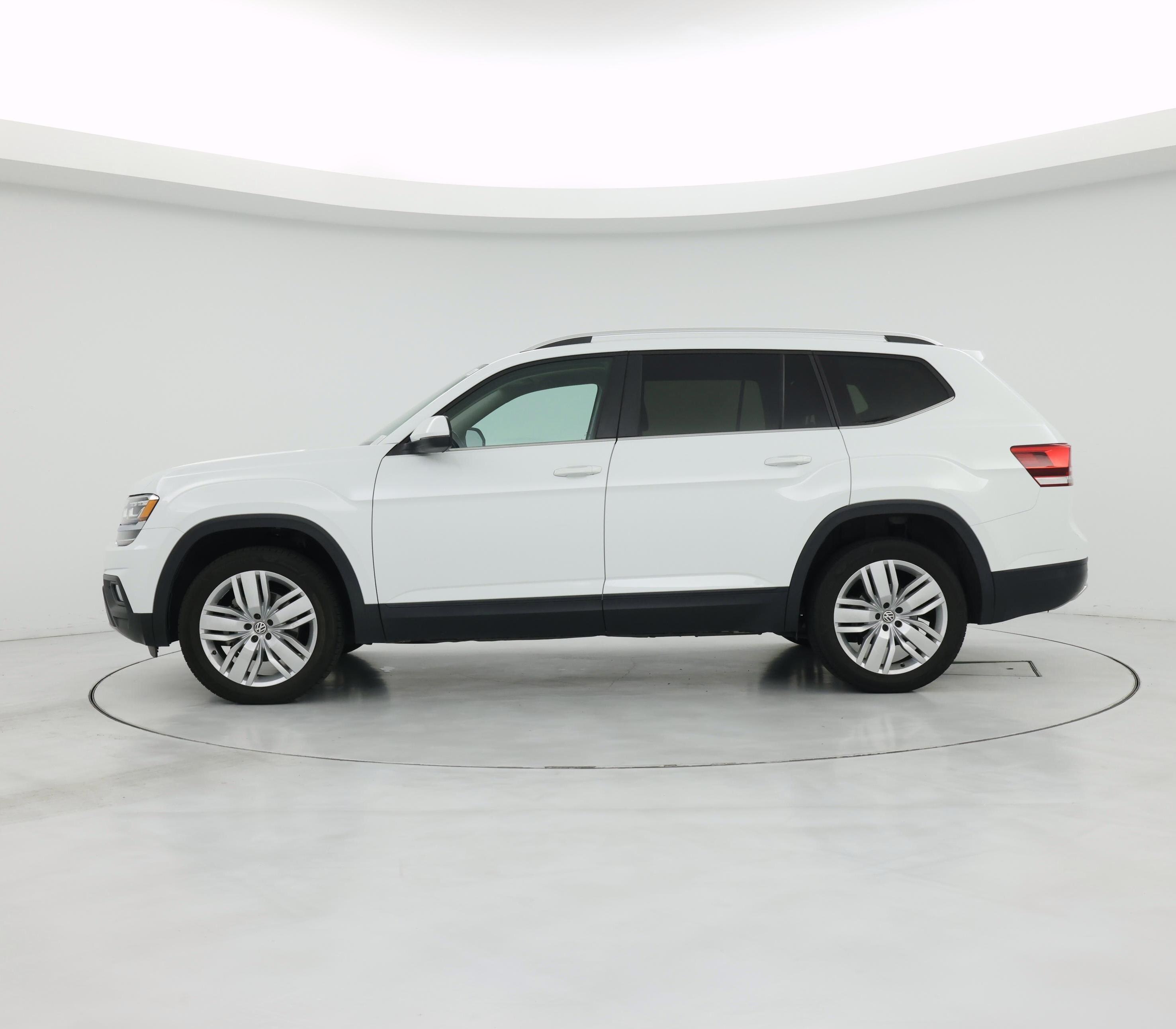 Thumbnail: 2019 Volkswagen Atlas - 3