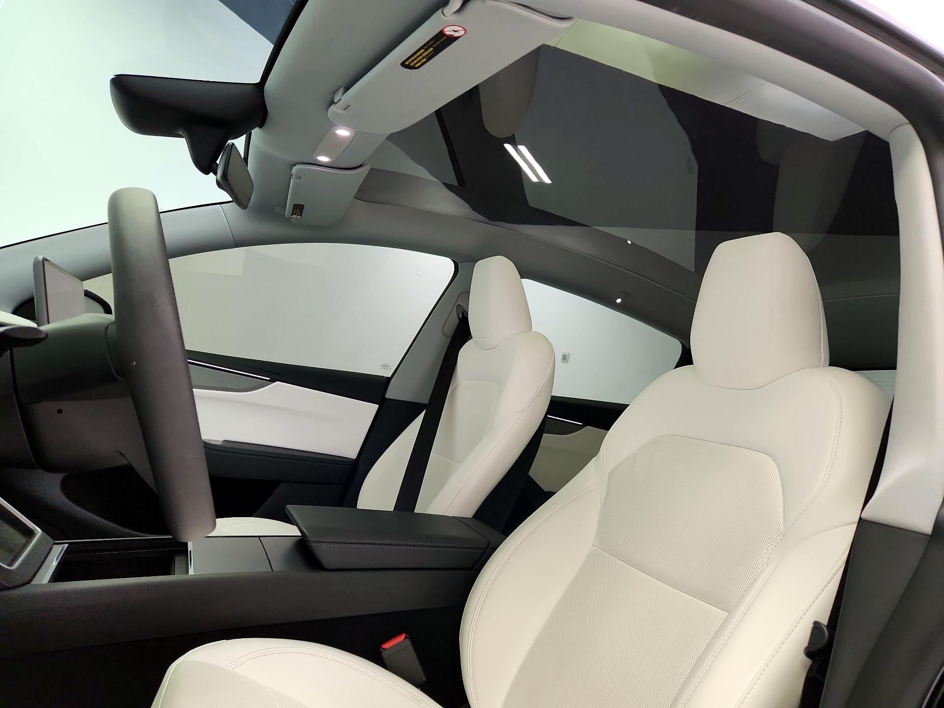 Thumbnail: 2026 Tesla Model Y - 20