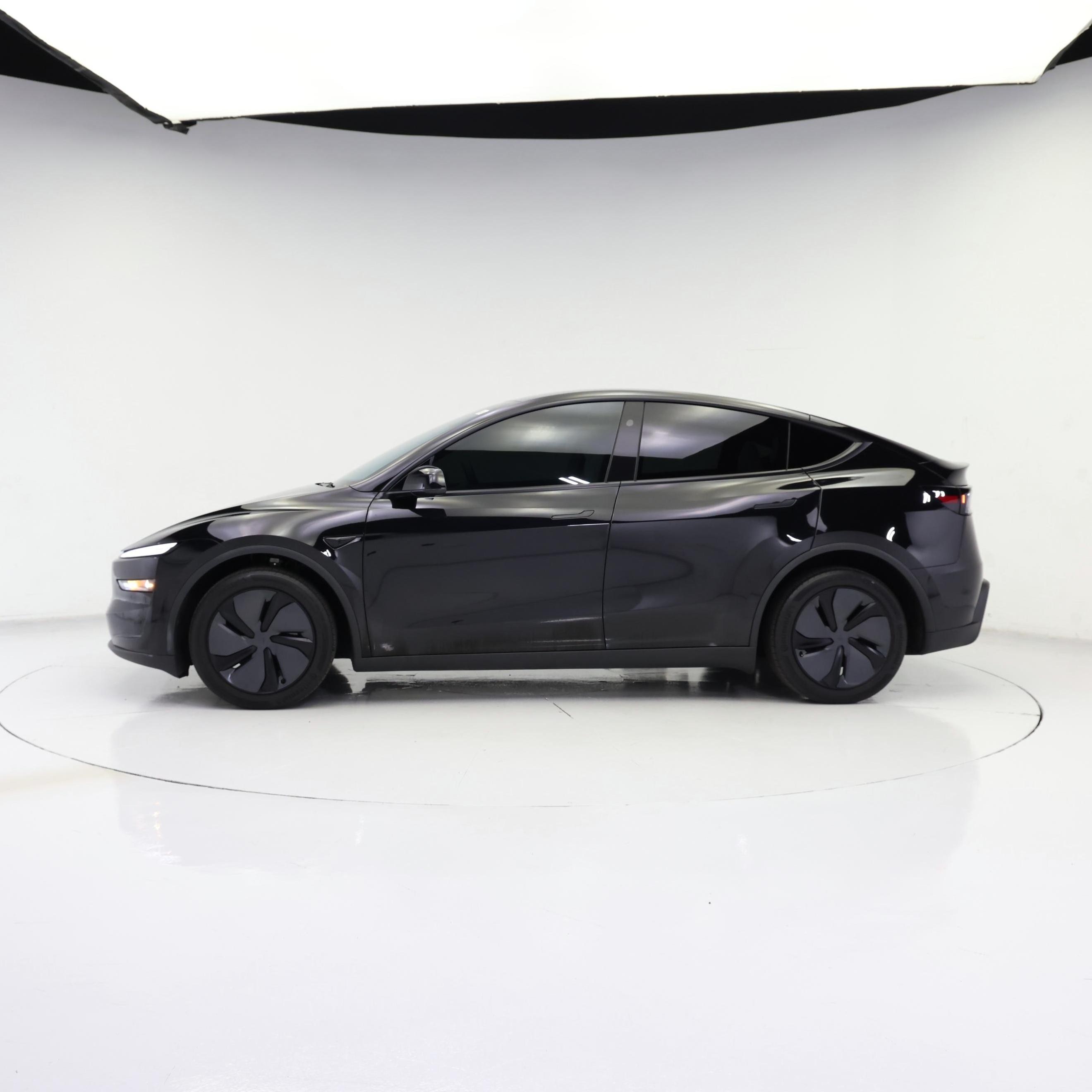 Thumbnail: 2026 Tesla Model Y - 3