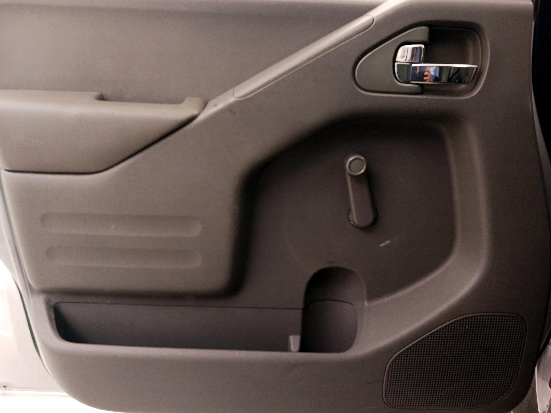 Thumbnail: 2015 Nissan Frontier - 12