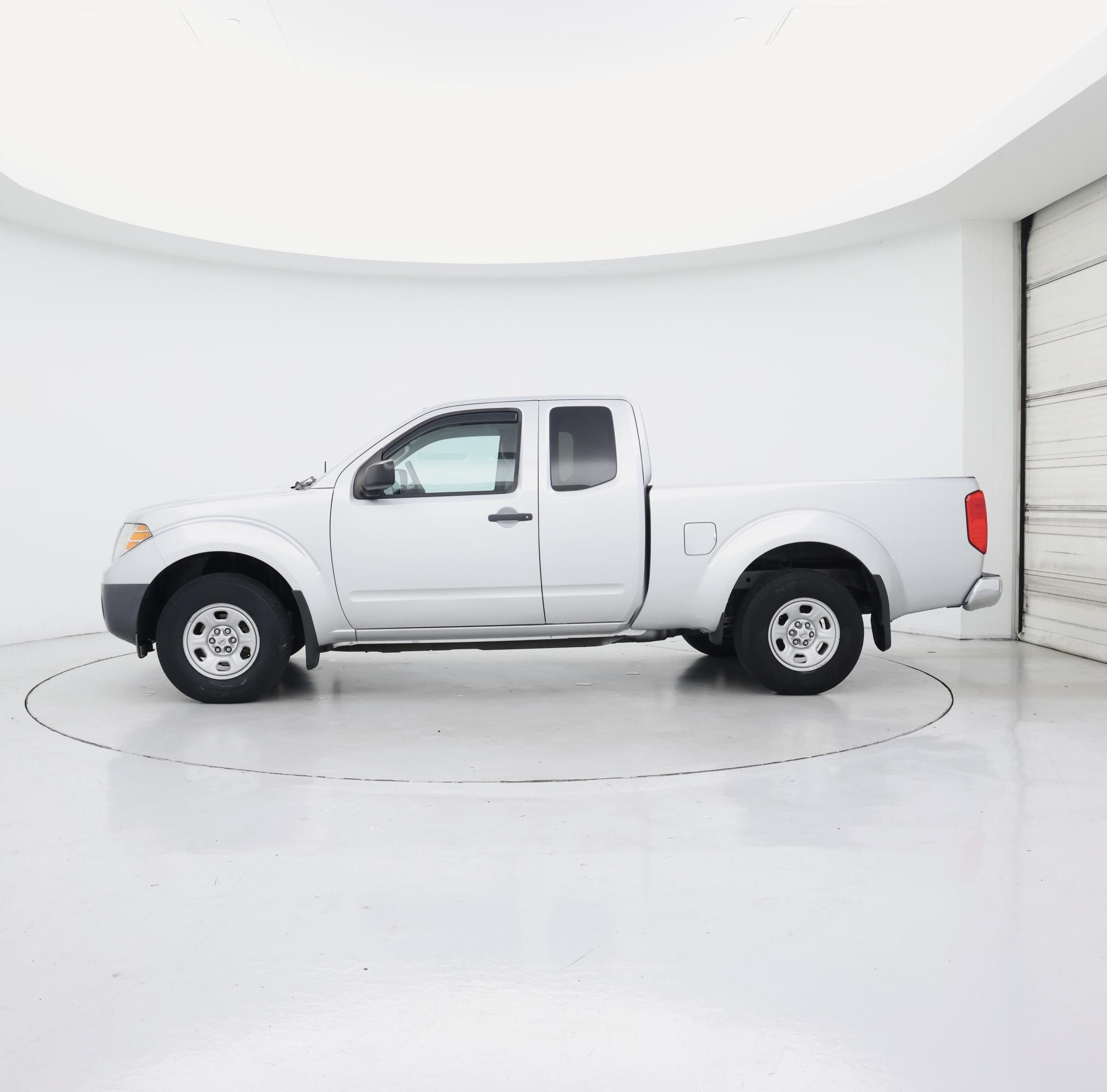 Thumbnail: 2015 Nissan Frontier - 3