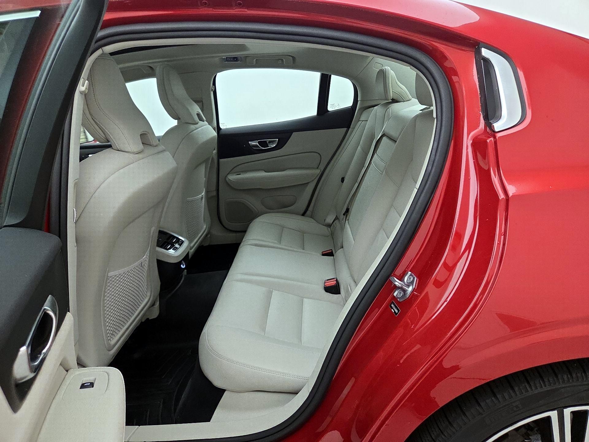 Thumbnail: 2020 Volvo S60 - 20
