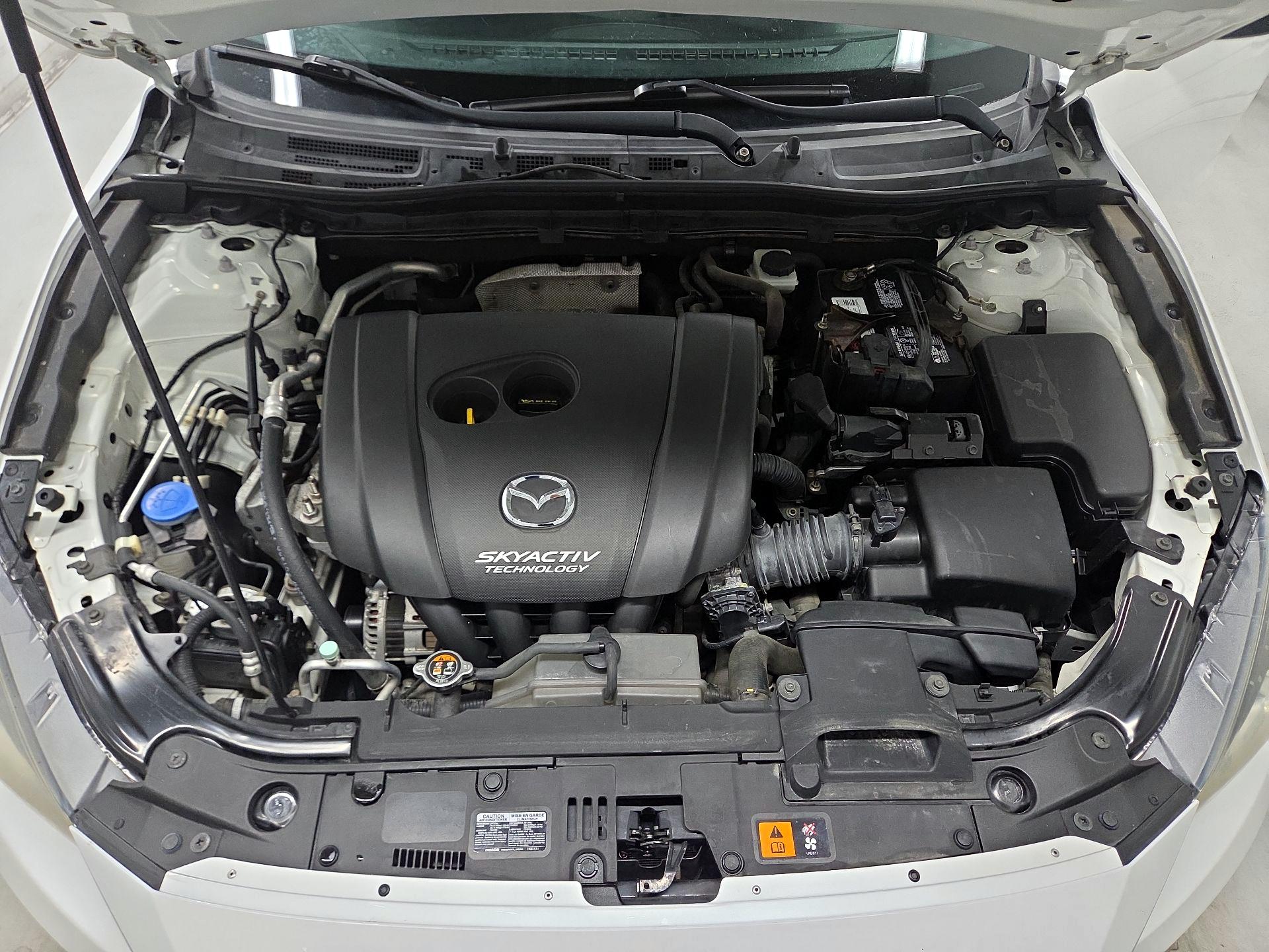 Thumbnail: 2015 Mazda Mazda3 - 20