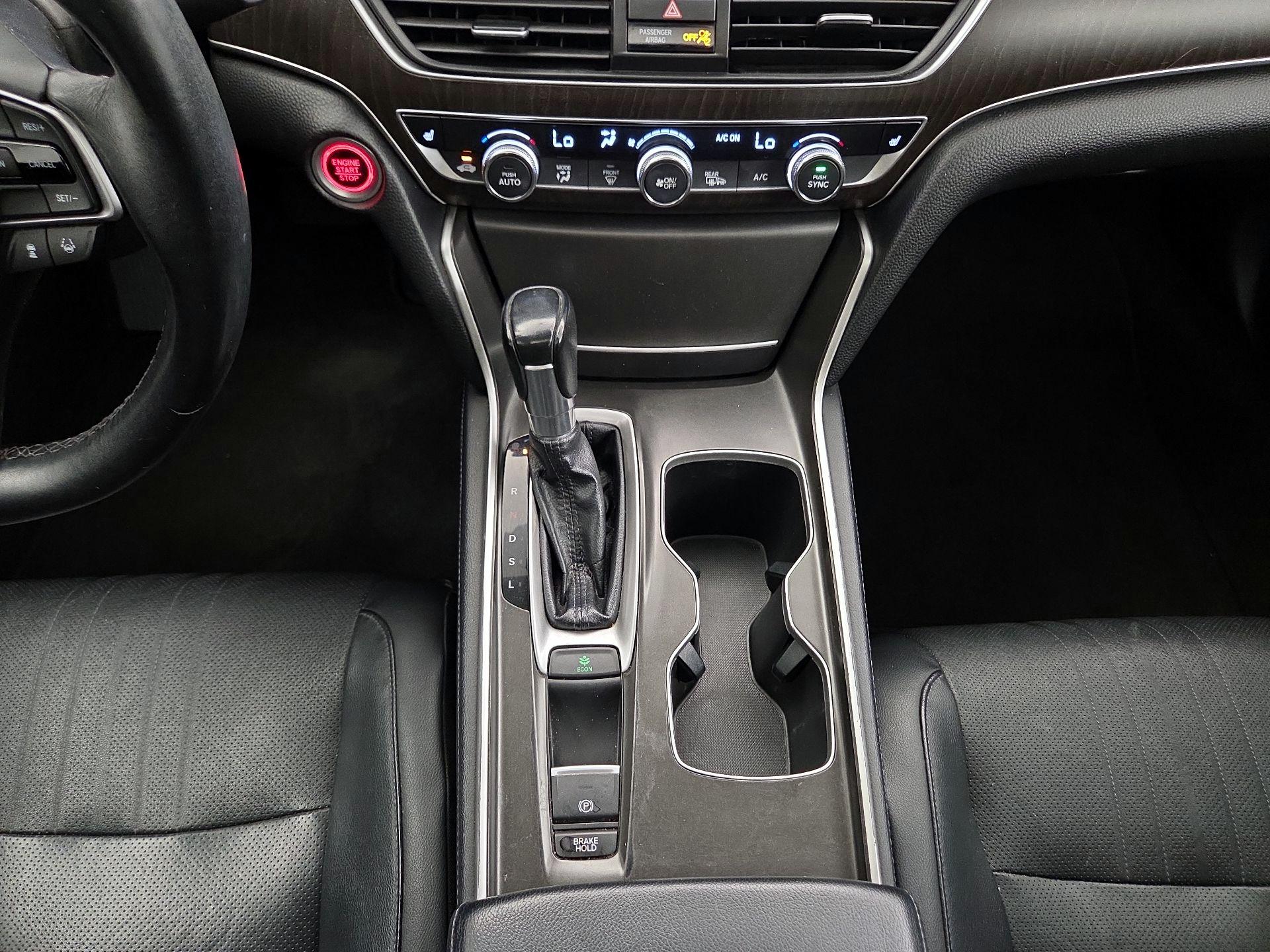 Thumbnail: 2018 Honda Accord - 18