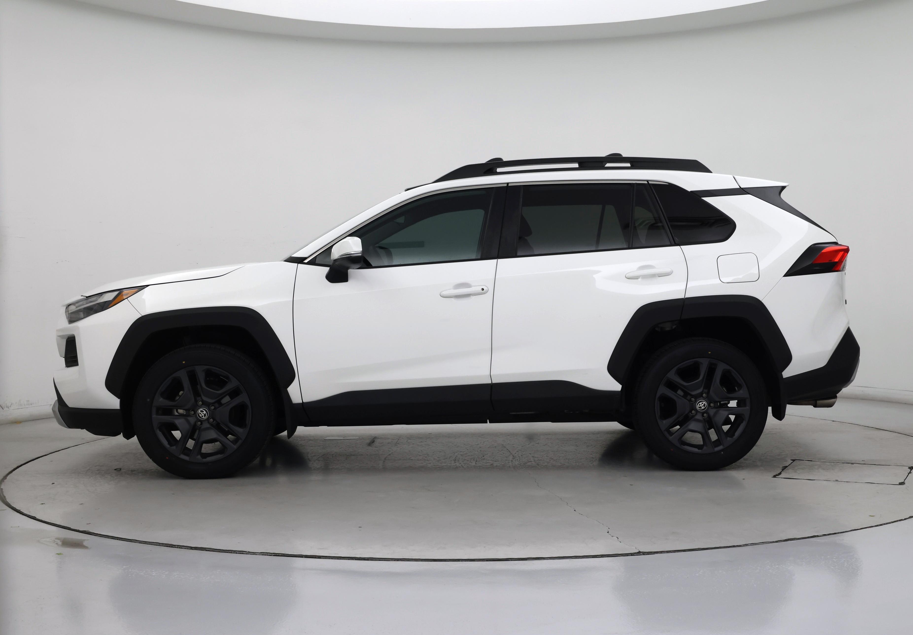 Thumbnail: 2023 Toyota RAV4 - 3