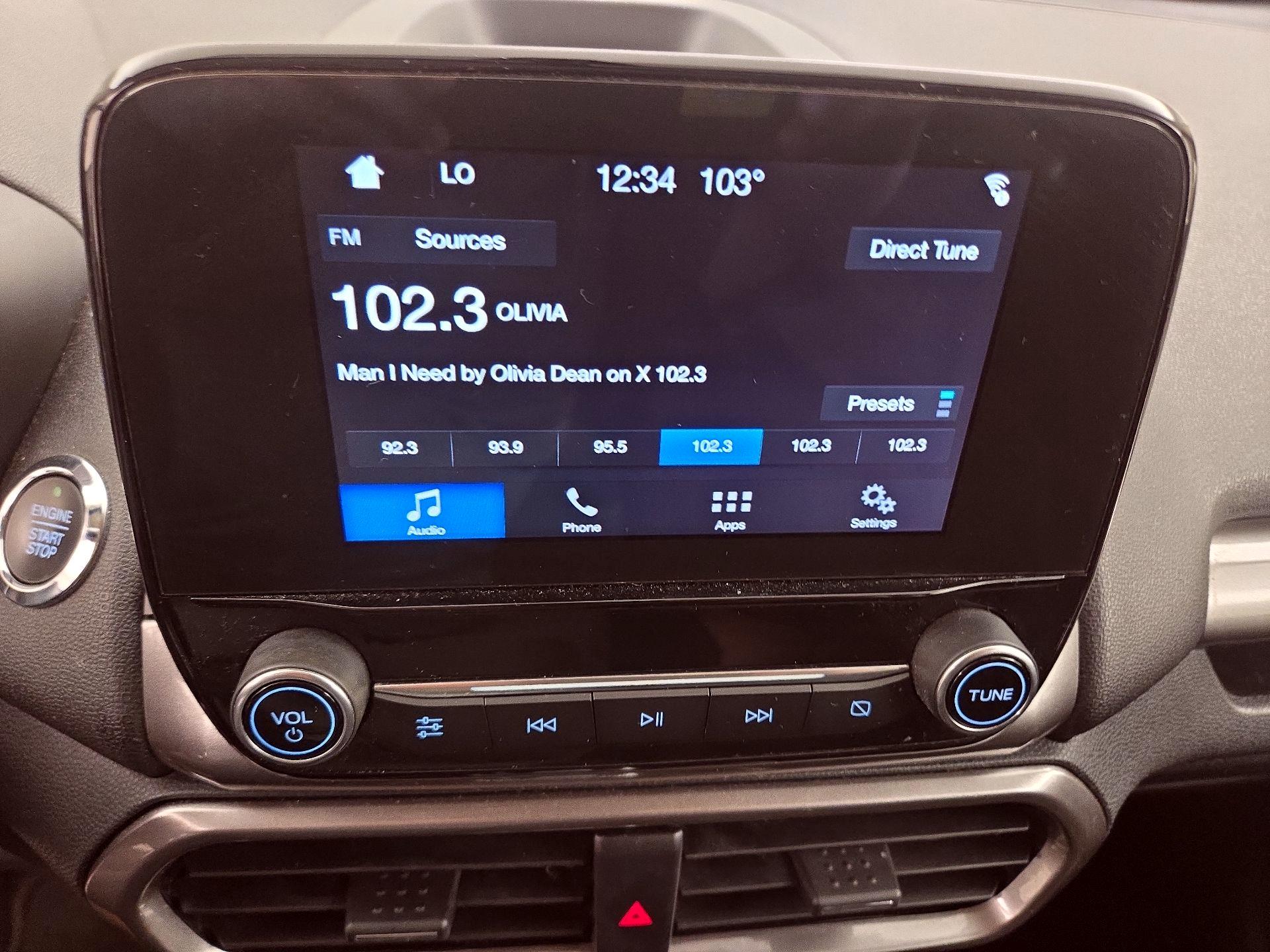 Thumbnail: 2019 Ford EcoSport - 15