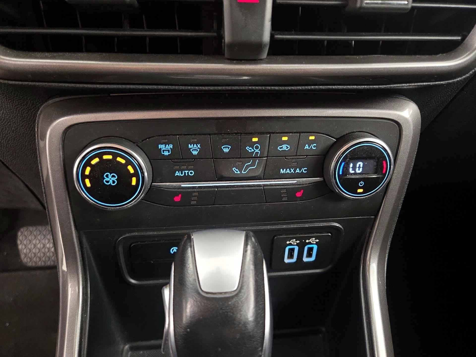 Thumbnail: 2019 Ford EcoSport - 16