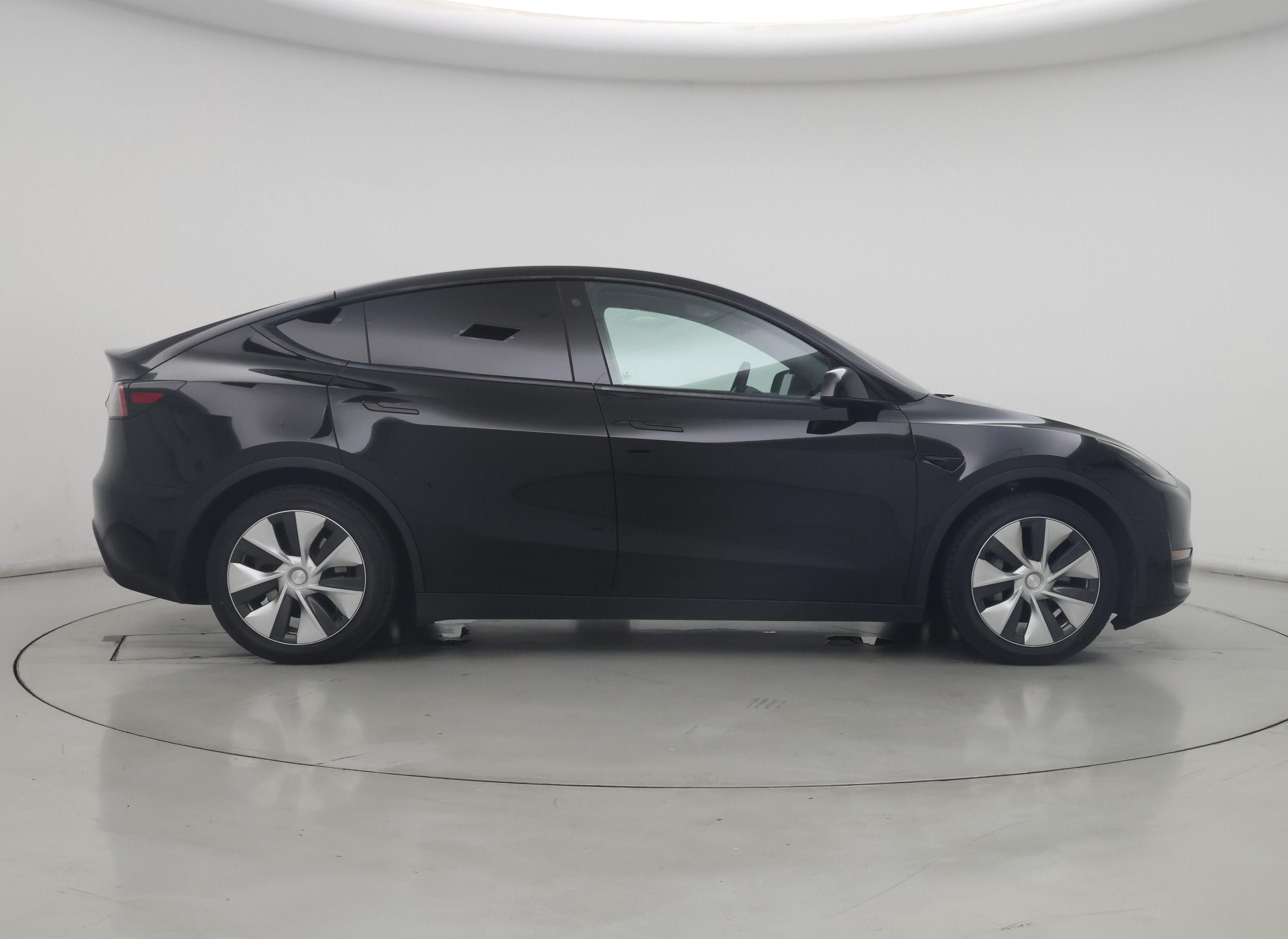 Thumbnail: 2022 Tesla Model Y - 7