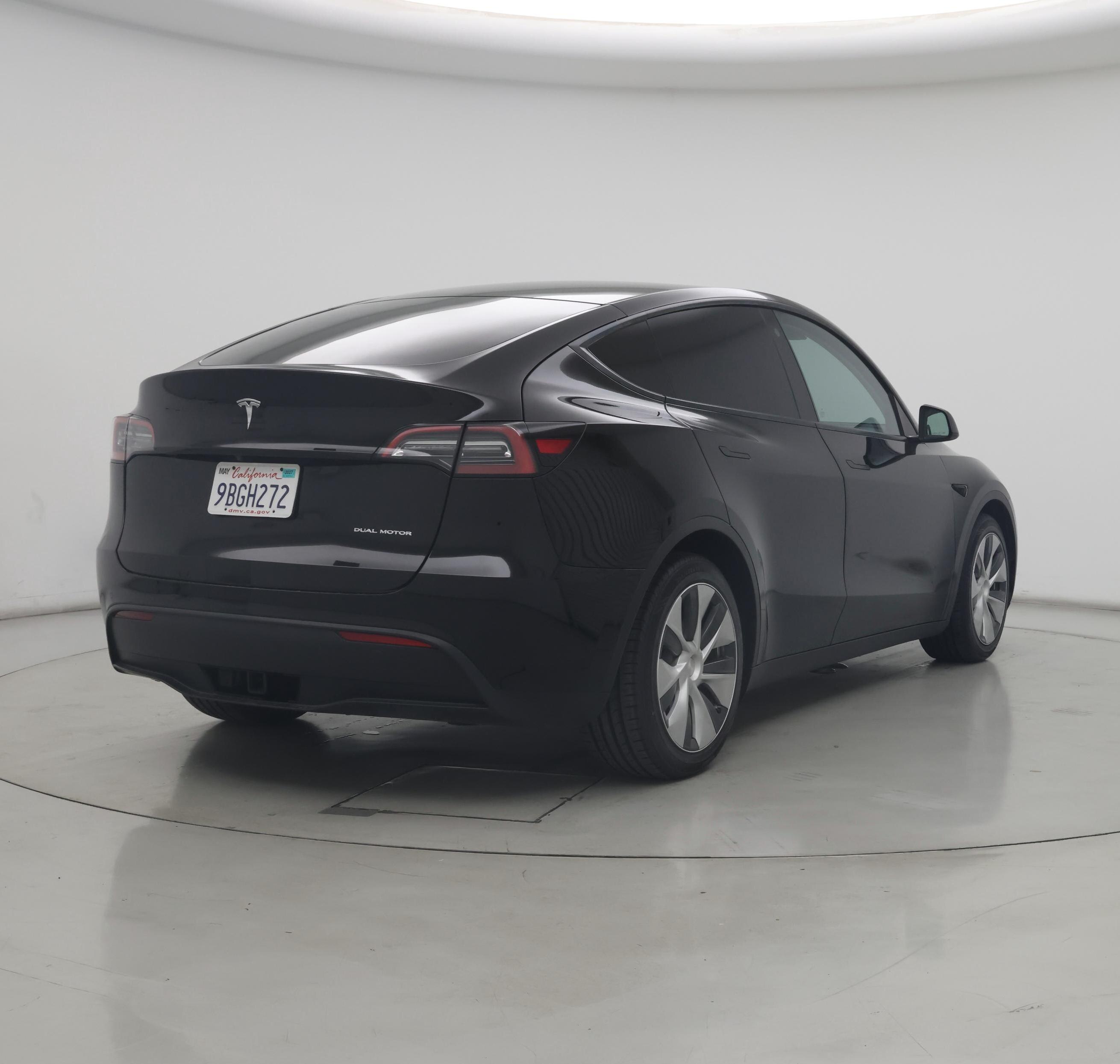 Thumbnail: 2022 Tesla Model Y - 8