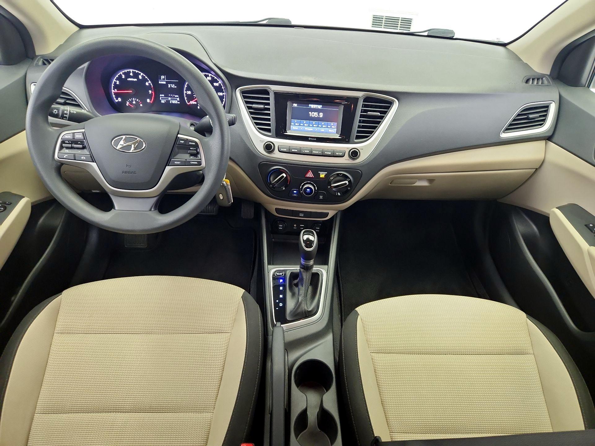 Thumbnail: 2022 Hyundai Accent - 9