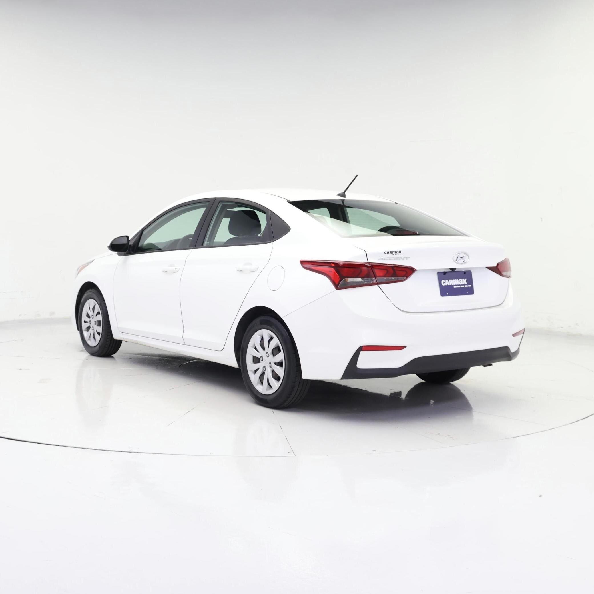 Thumbnail: 2022 Hyundai Accent - 2