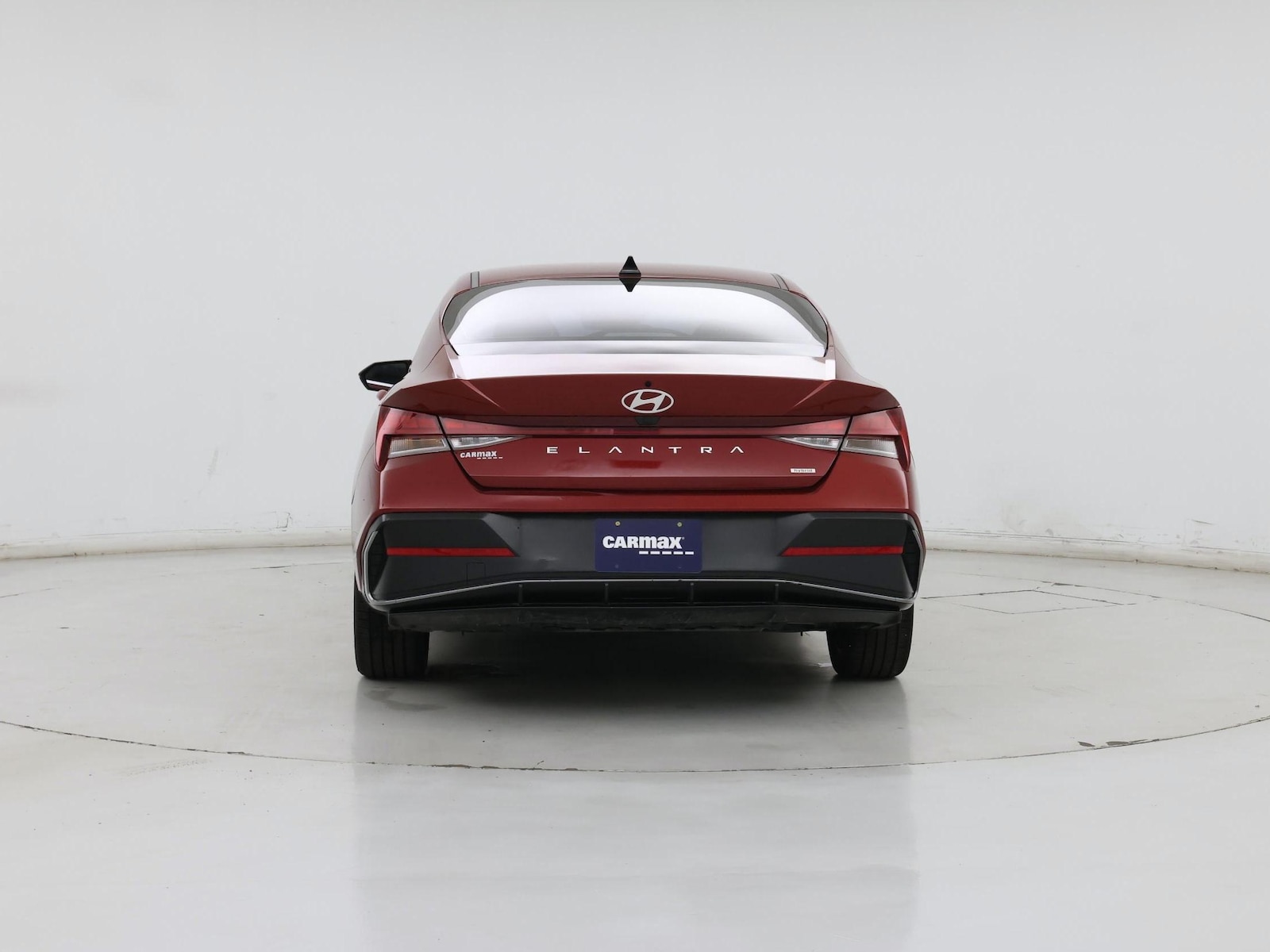 2025 Hyundai Elantra Limited - Photo 7