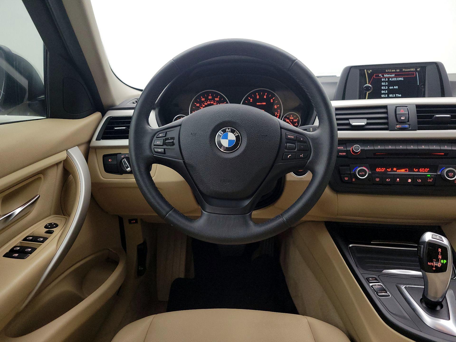 Thumbnail: 2014 BMW 3 Series - 10