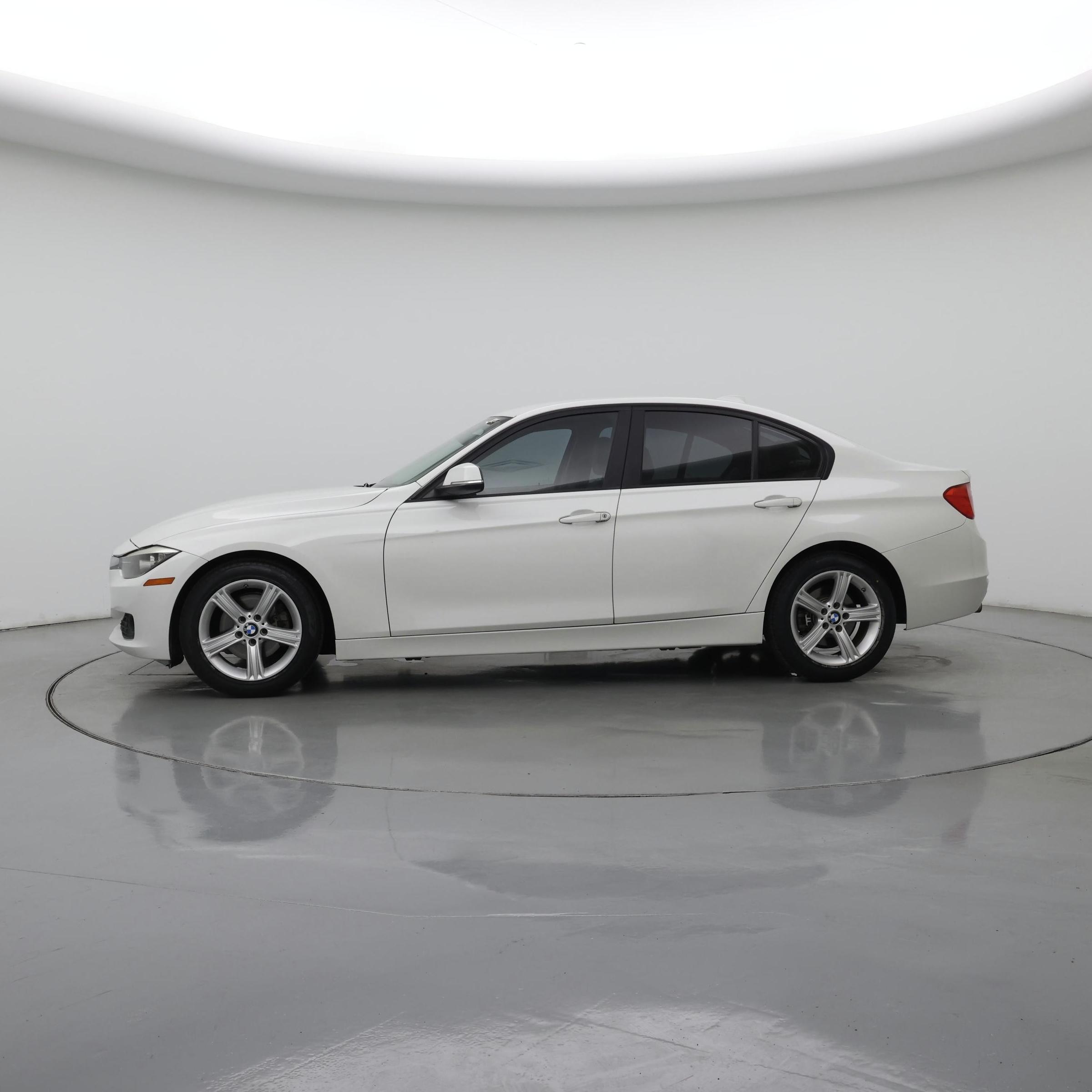 Thumbnail: 2014 BMW 3 Series - 3