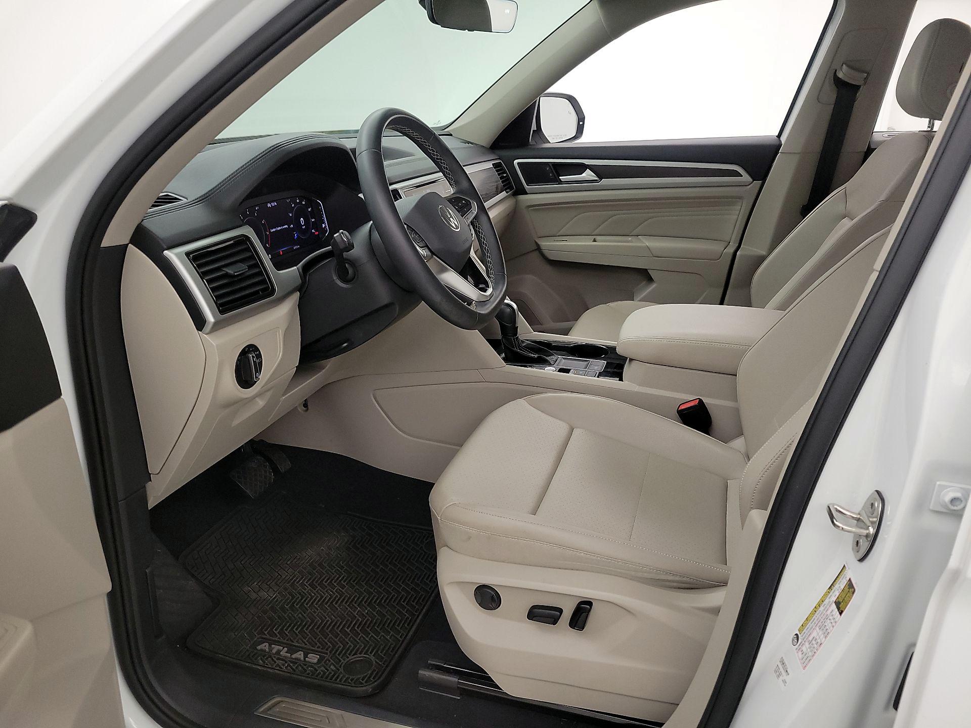Thumbnail: 2023 Volkswagen Atlas - 11