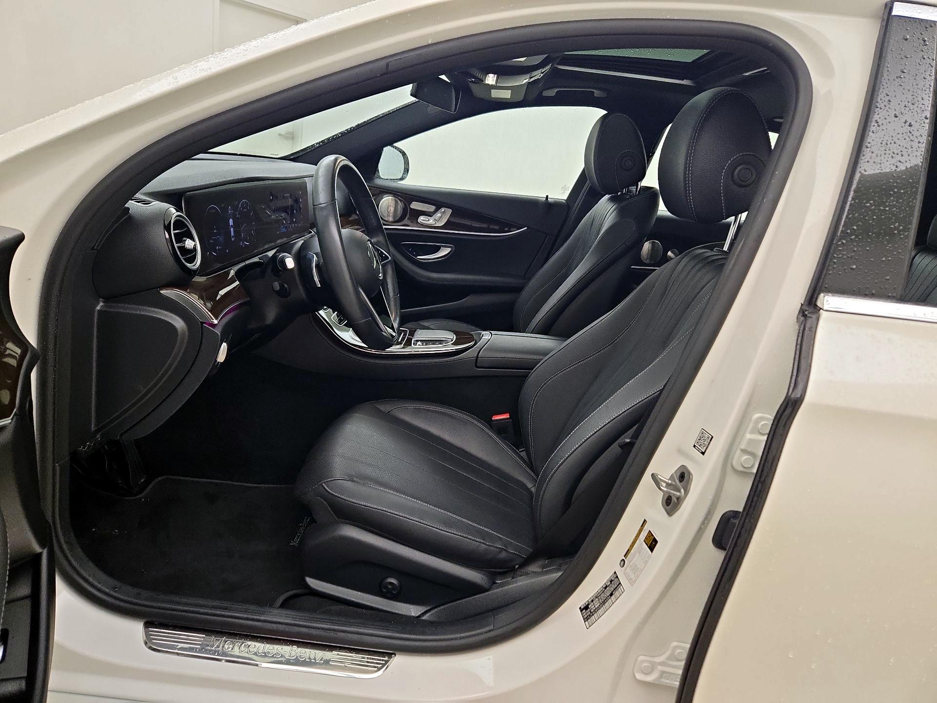 Thumbnail: 2022 Mercedes-Benz E-Class - 11