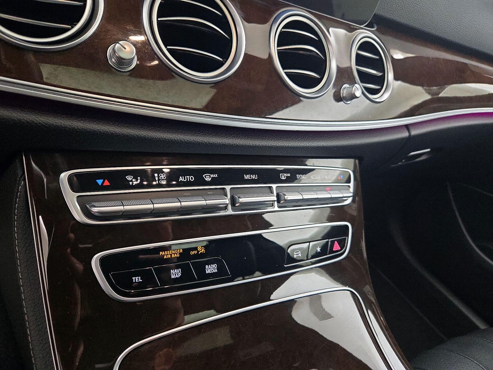 Thumbnail: 2022 Mercedes-Benz E-Class - 17