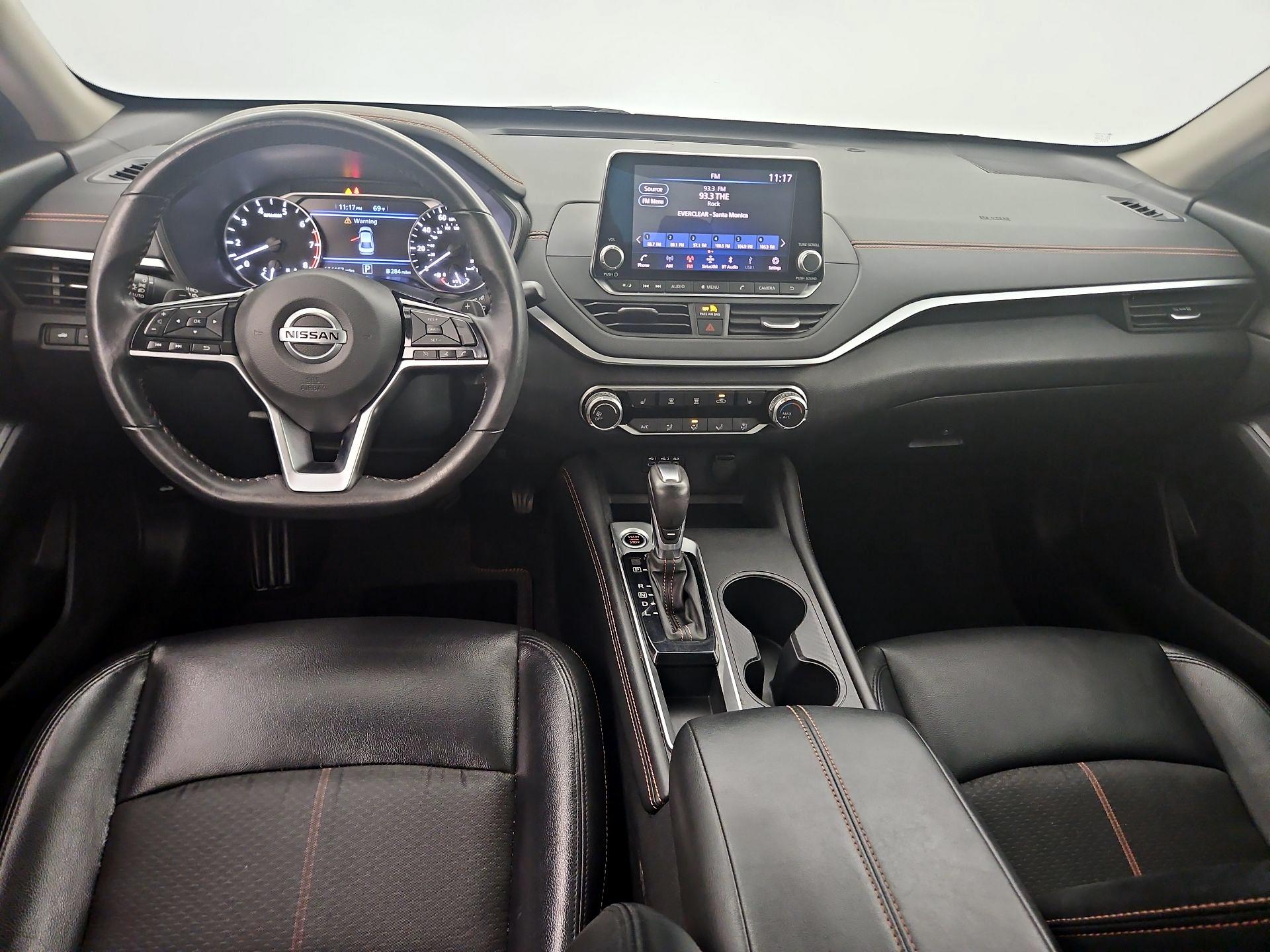 Thumbnail: 2020 Nissan Altima - 9