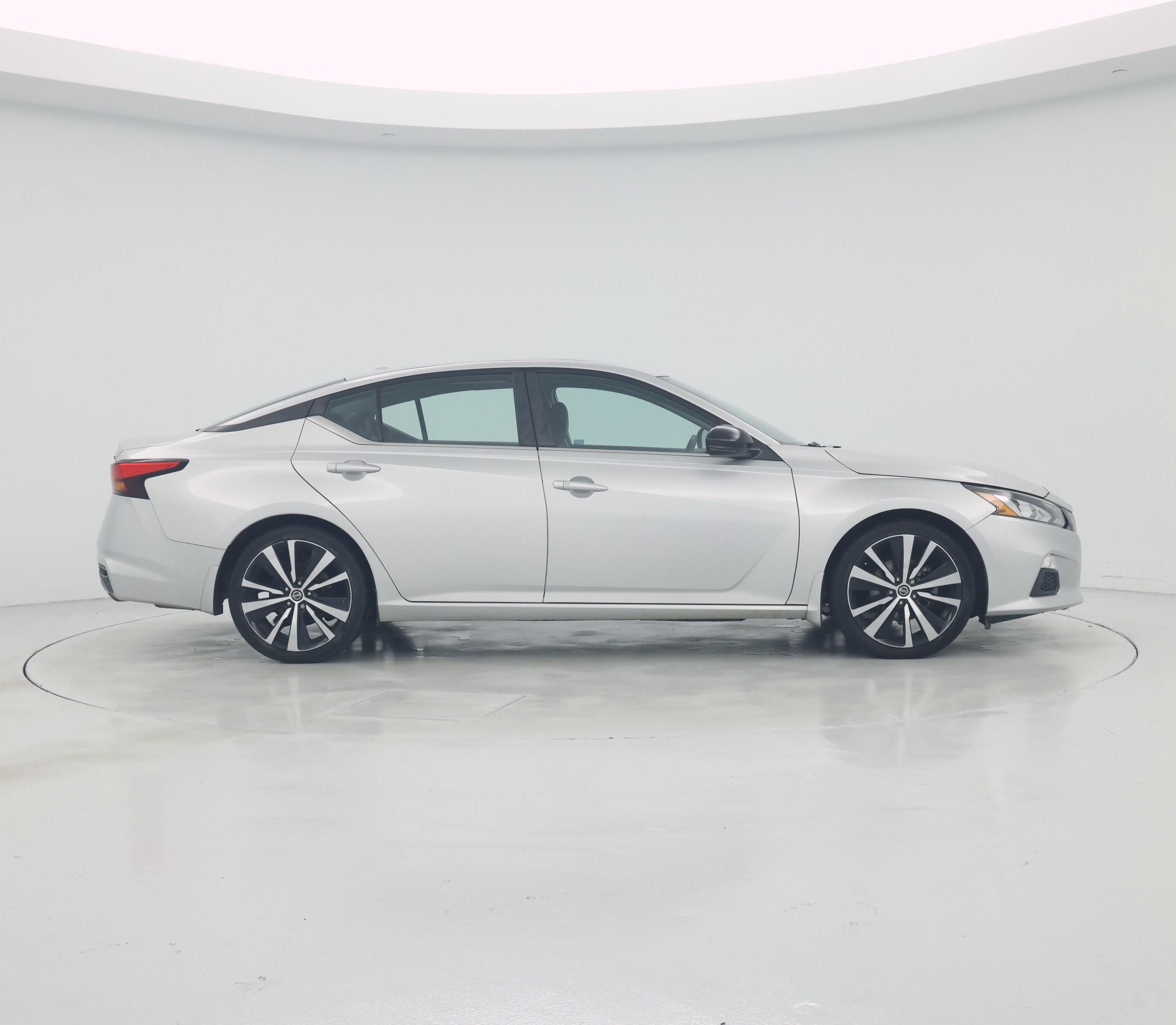 Thumbnail: 2020 Nissan Altima - 7