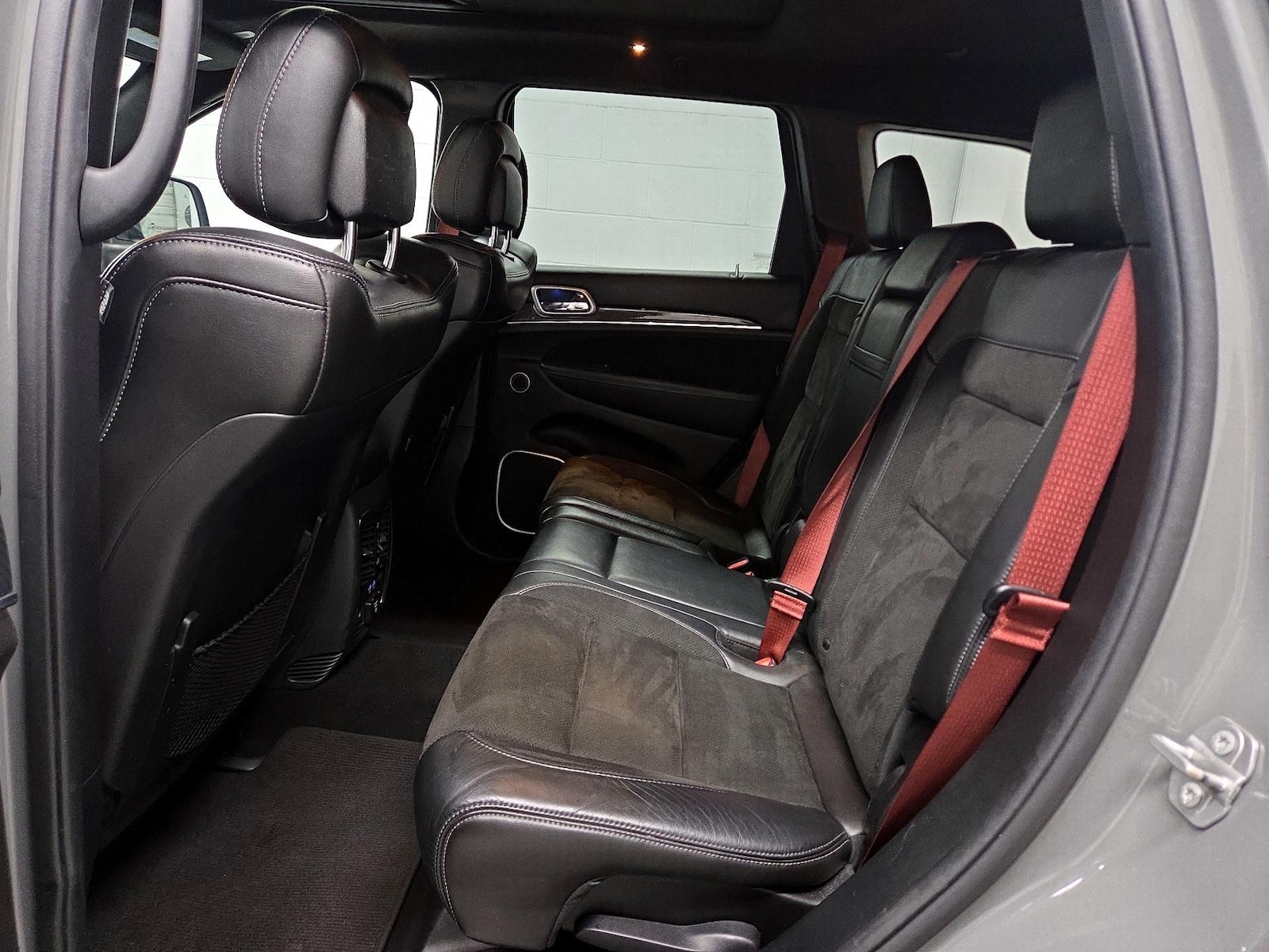 2020 Jeep Grand Cherokee SRT - Photo 22