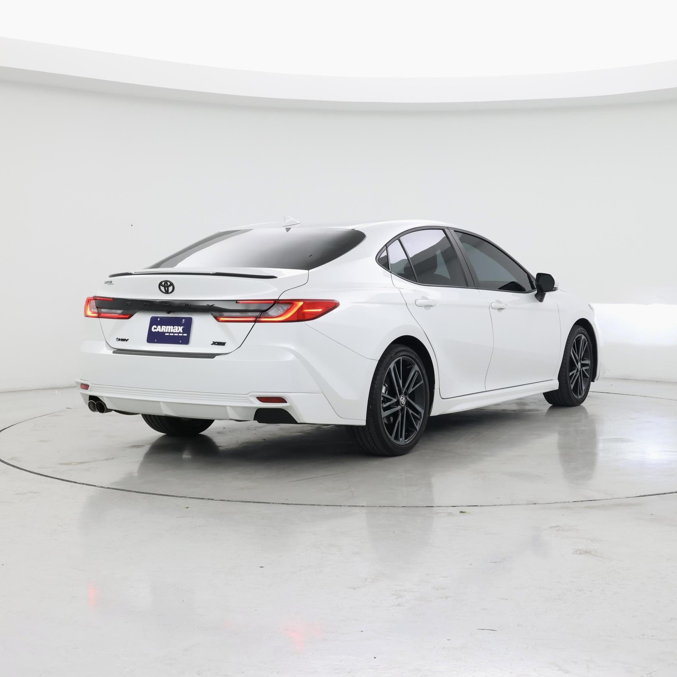 Thumbnail: 2025 Toyota Camry - 8