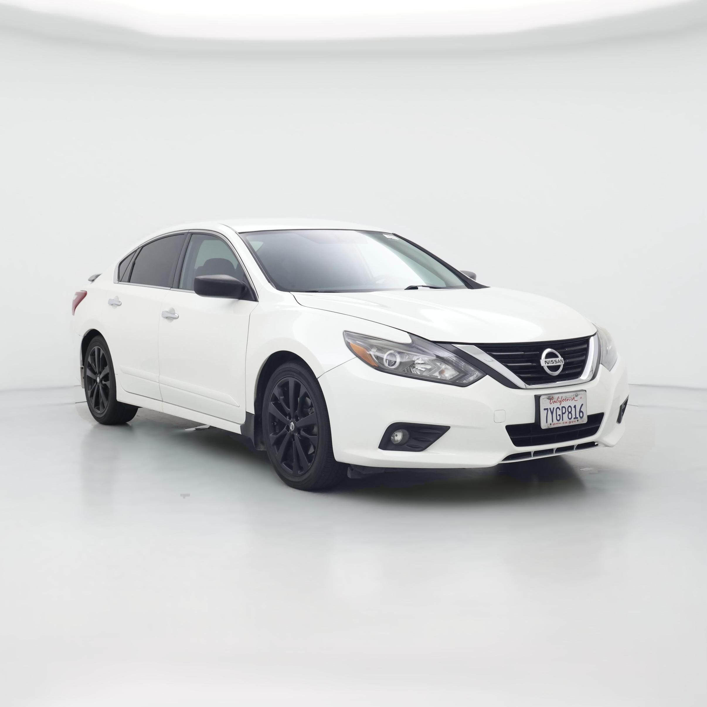 Thumbnail: 2017 Nissan Altima - 1