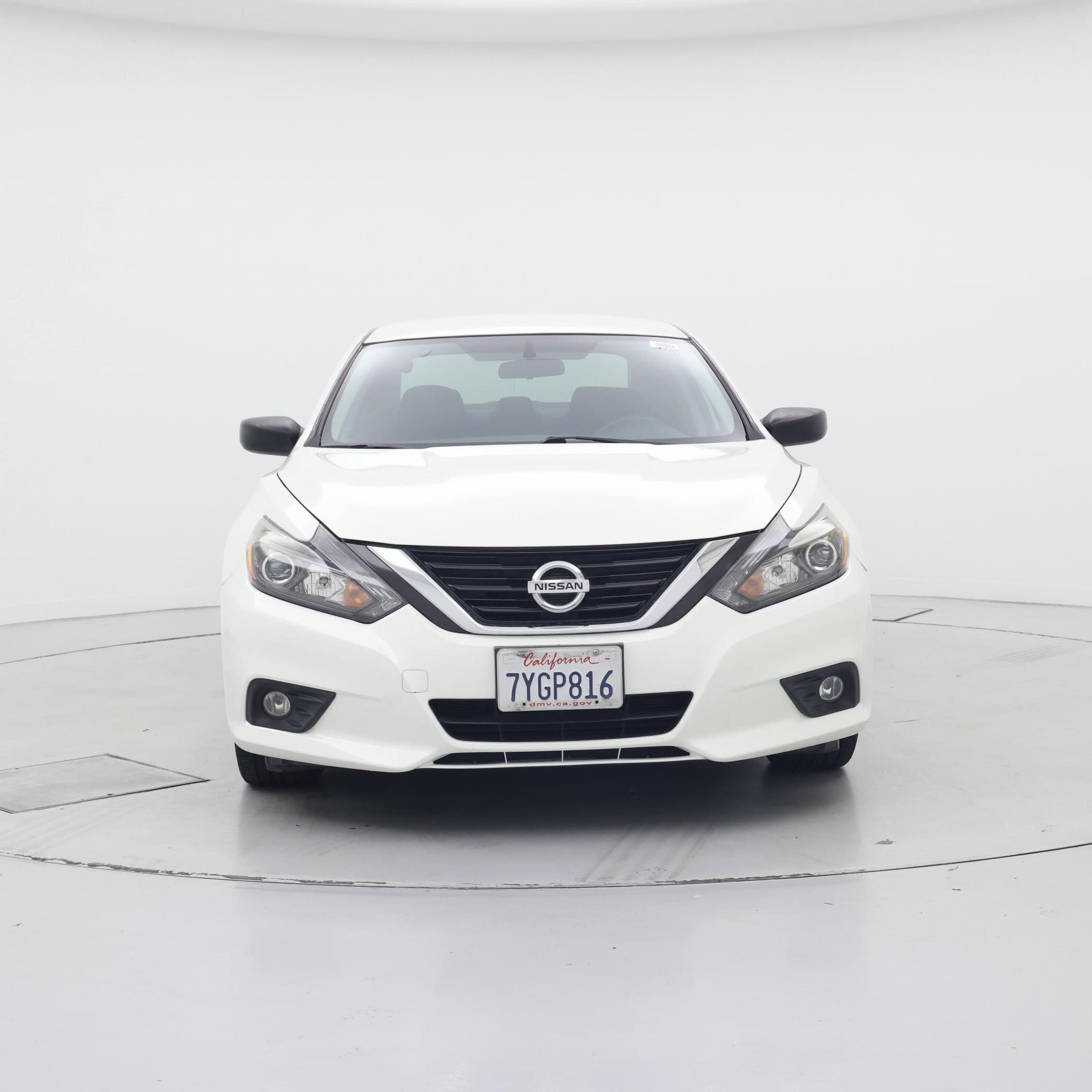 Thumbnail: 2017 Nissan Altima - 5