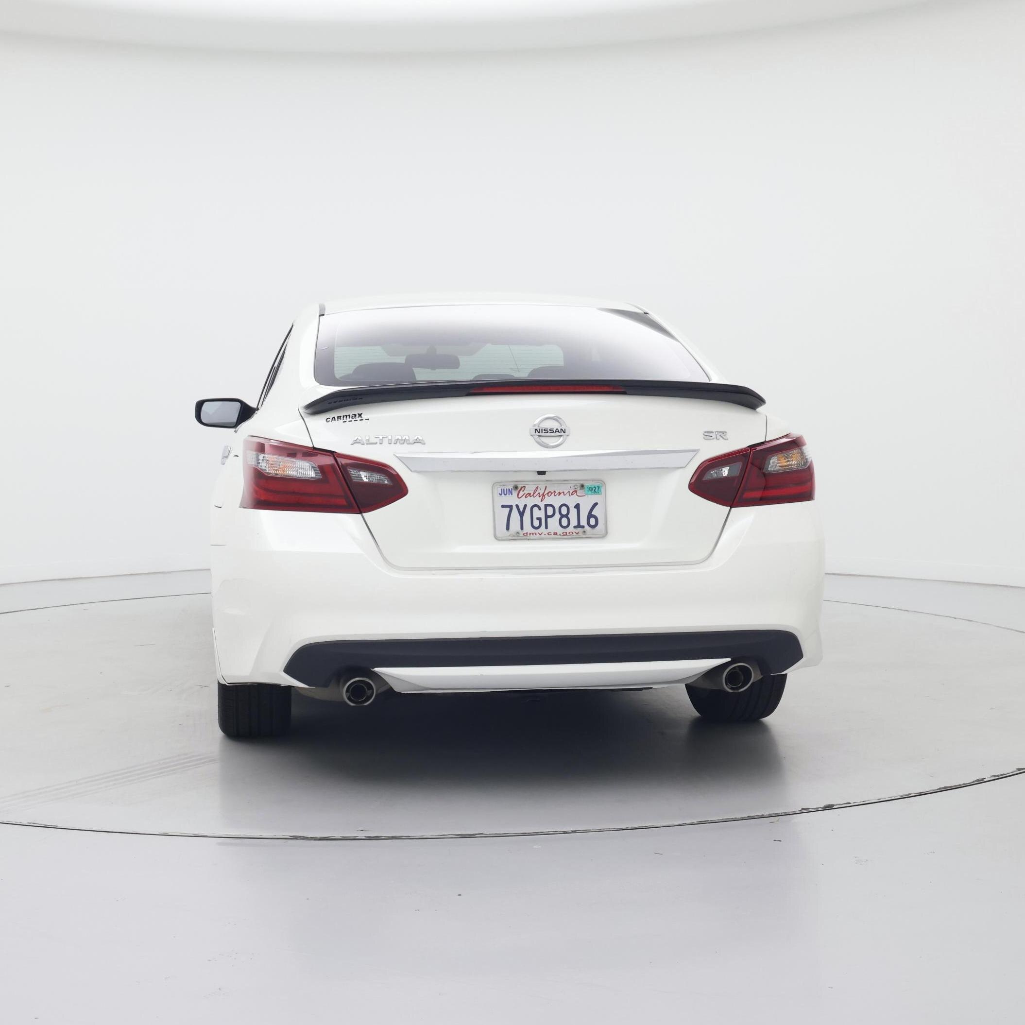 Thumbnail: 2017 Nissan Altima - 6