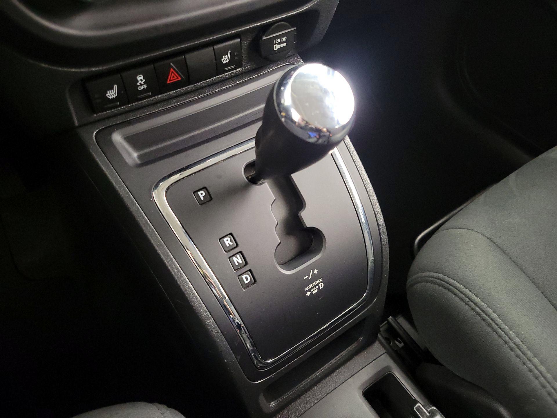 Thumbnail: 2014 Jeep Patriot - 15