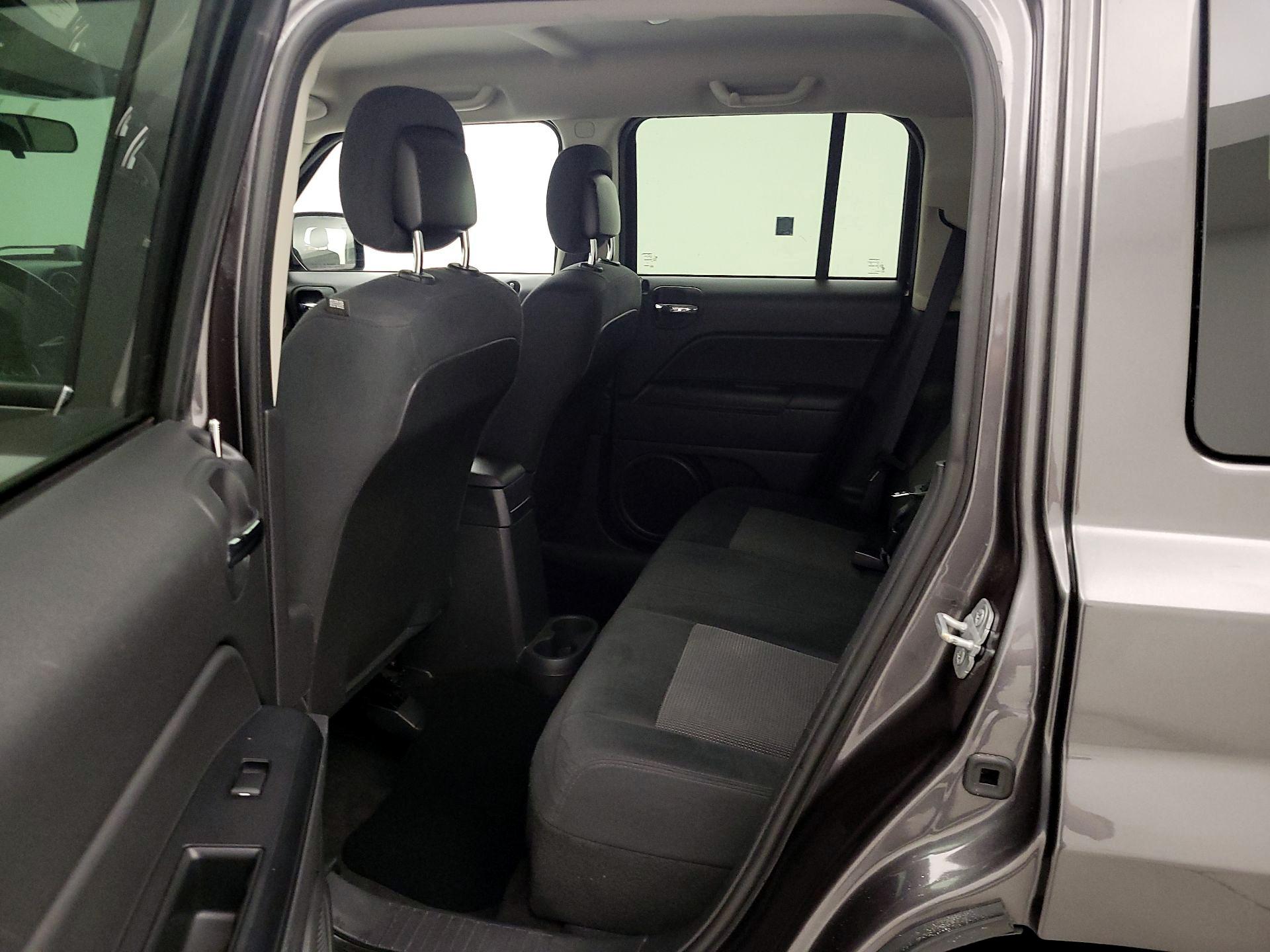 Thumbnail: 2014 Jeep Patriot - 17
