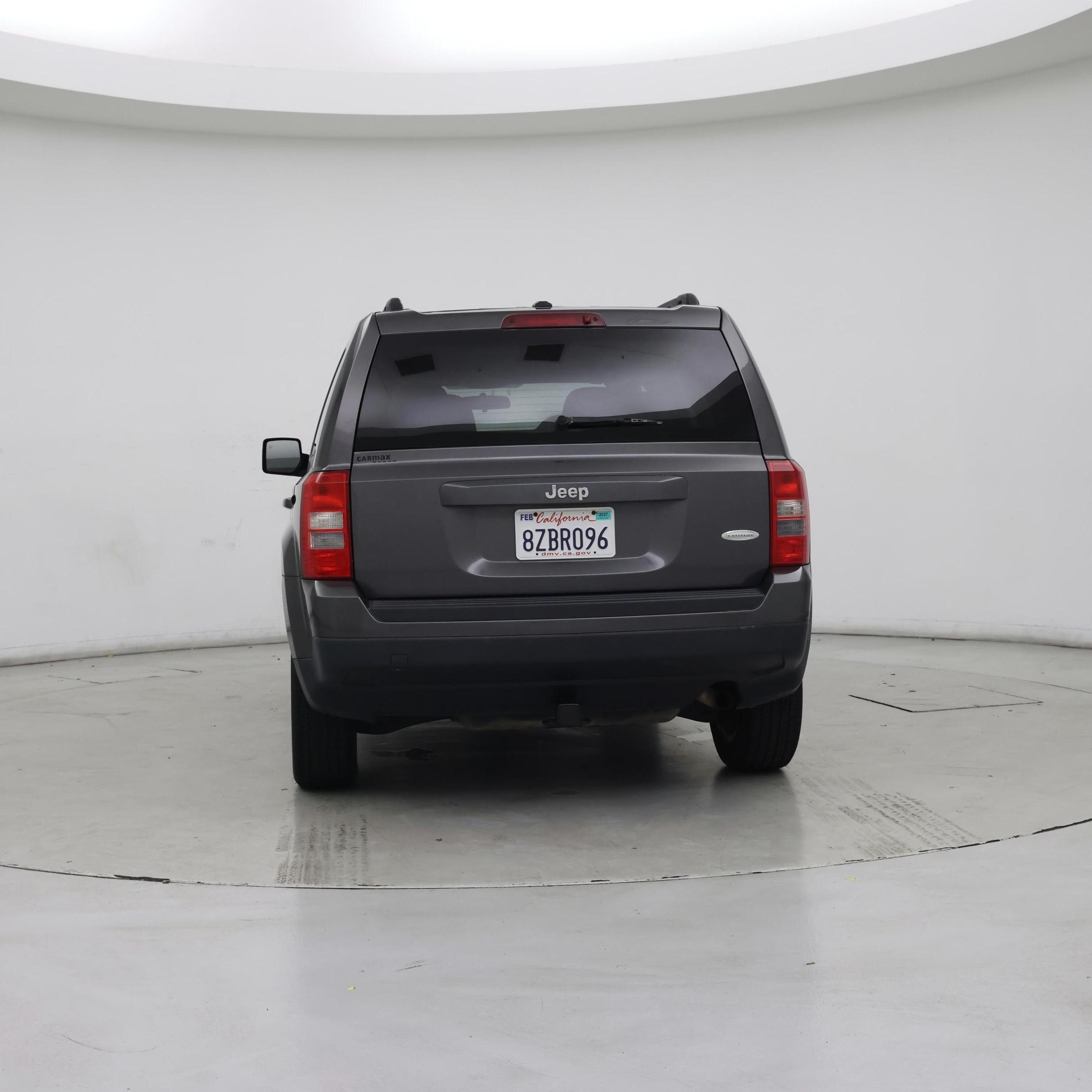 Thumbnail: 2014 Jeep Patriot - 6