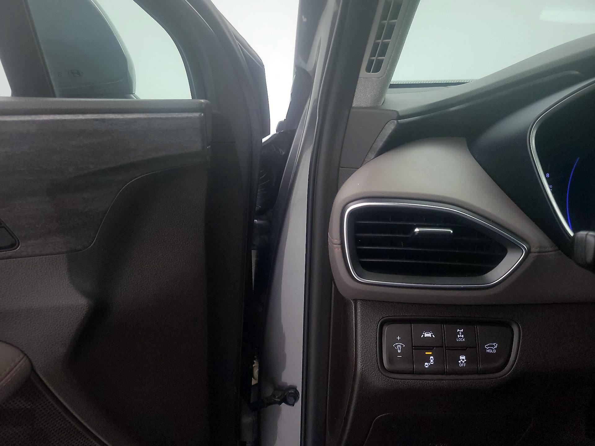 Thumbnail: 2019 Hyundai Santa Fe - 13