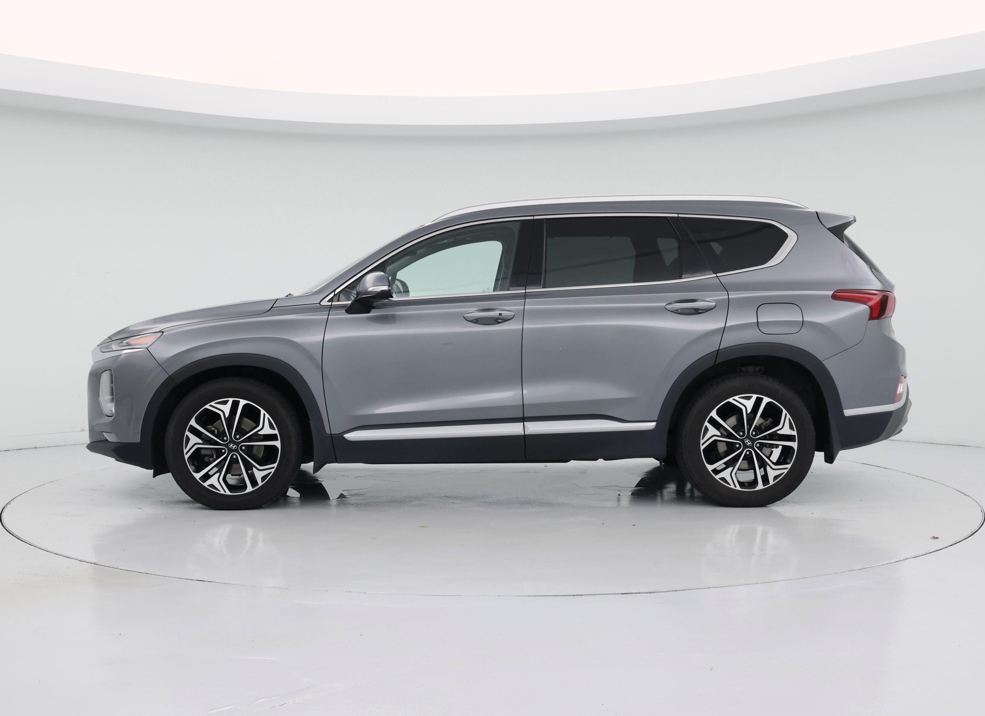 Thumbnail: 2019 Hyundai Santa Fe - 3