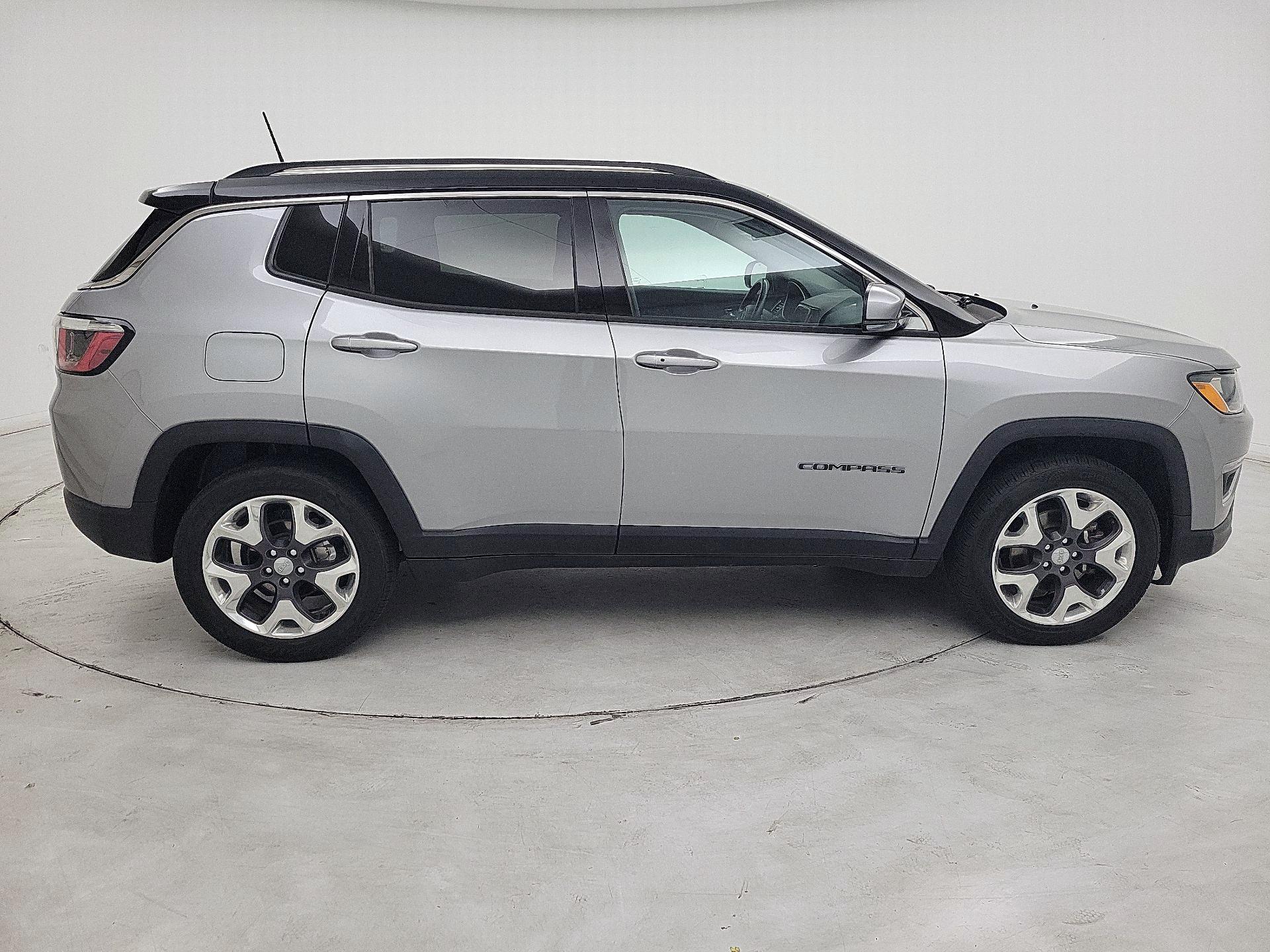 Thumbnail: 2018 Jeep Compass - 4