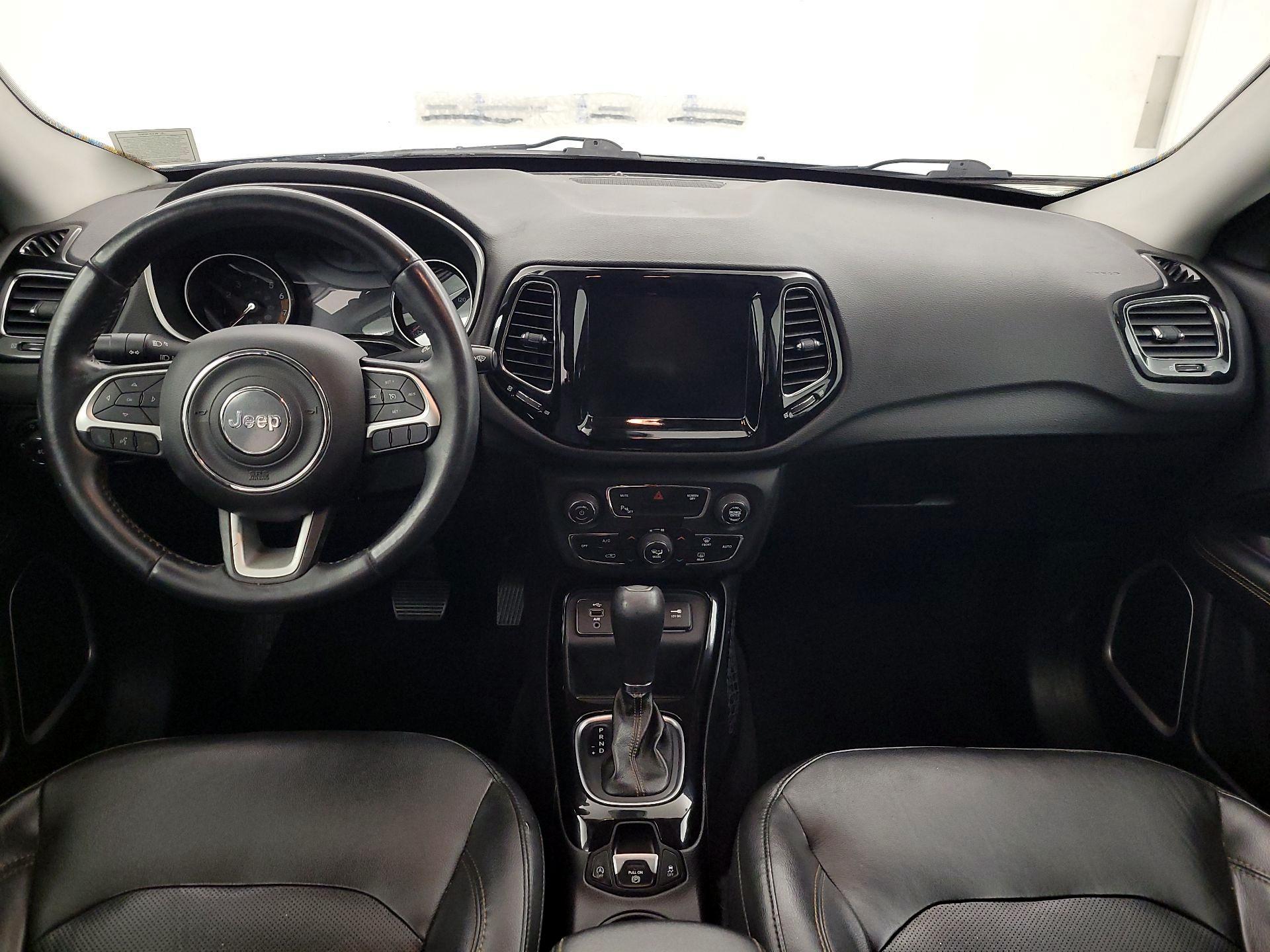 Thumbnail: 2018 Jeep Compass - 8