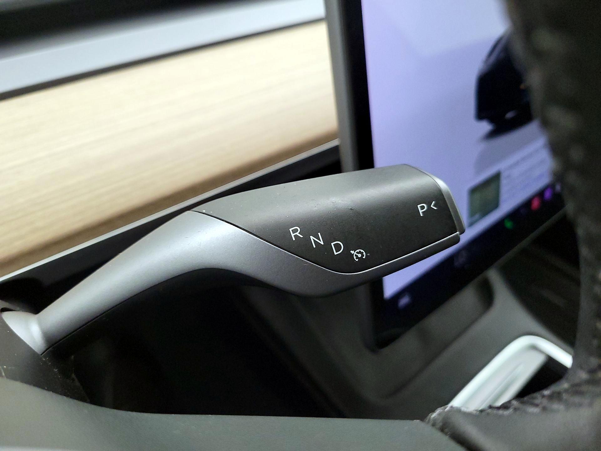 Thumbnail: 2025 Tesla Model Y - 18