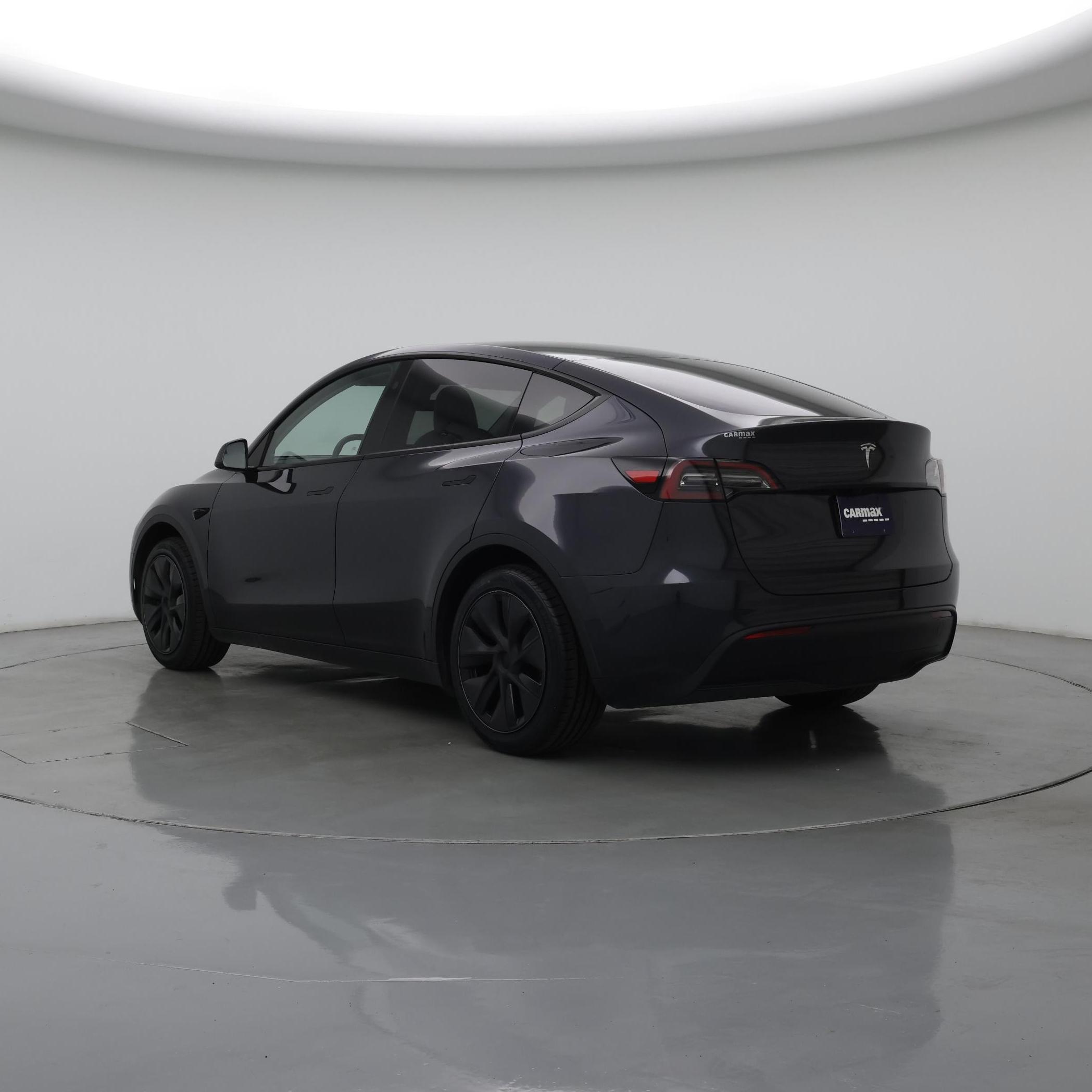 Thumbnail: 2025 Tesla Model Y - 2