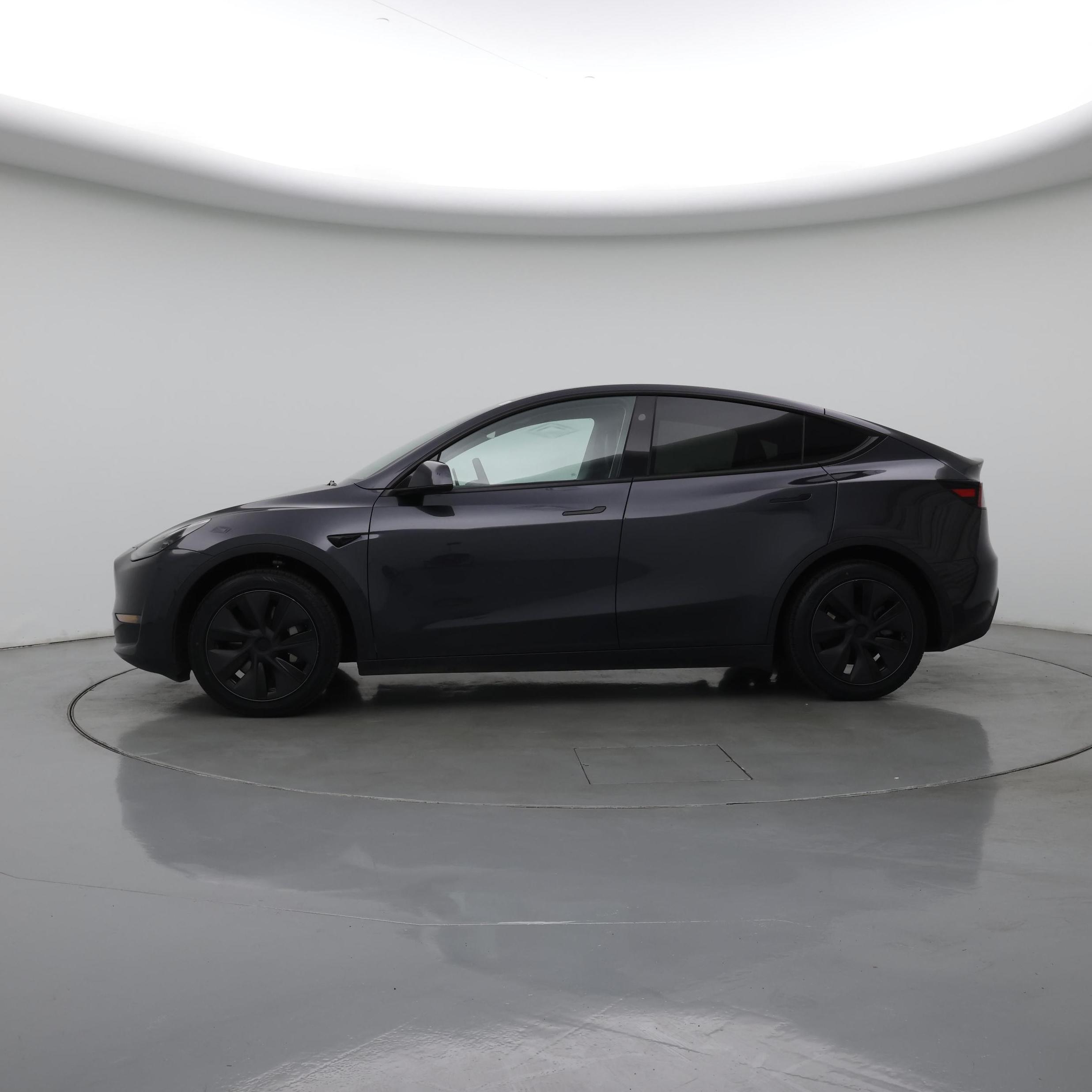 Thumbnail: 2025 Tesla Model Y - 3