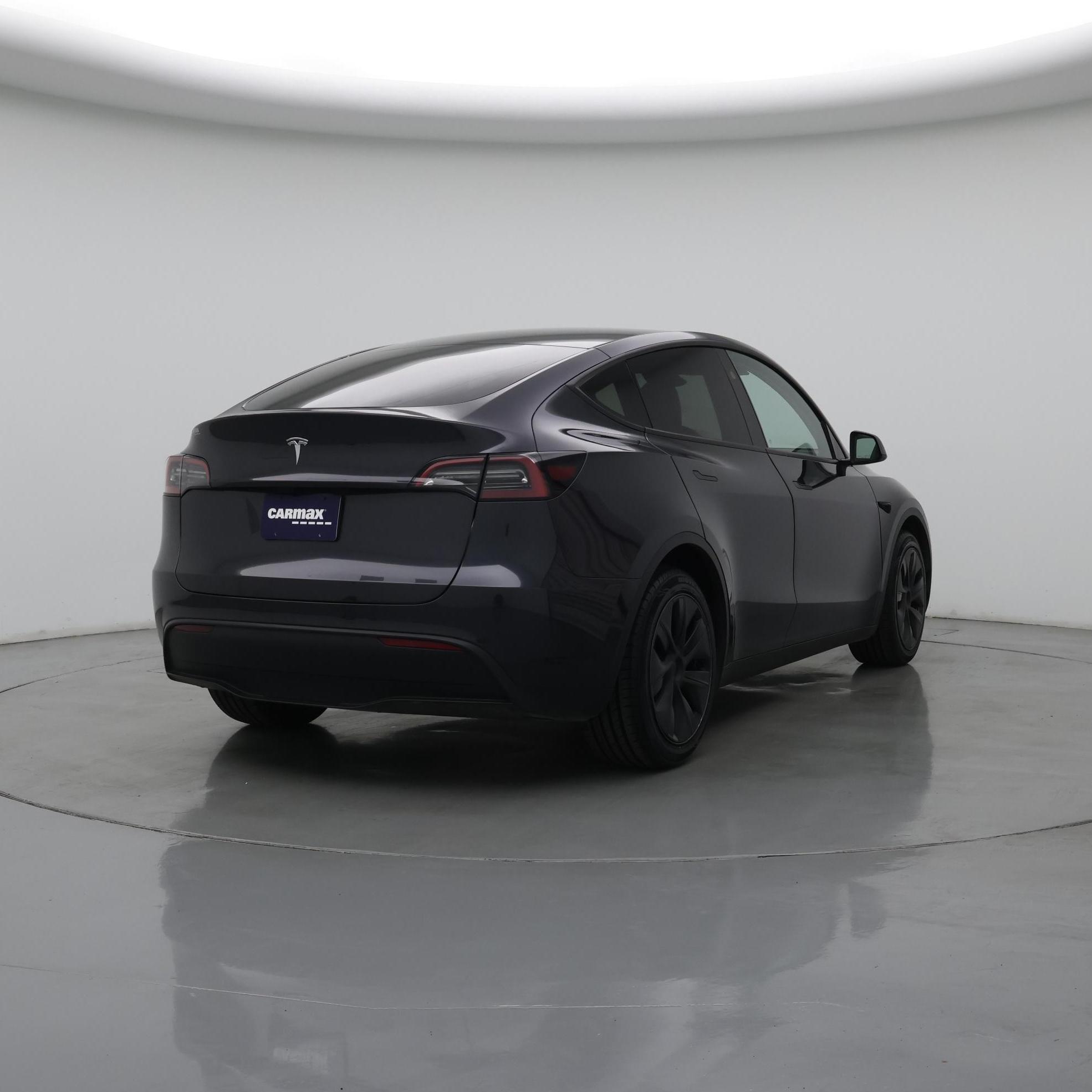 Thumbnail: 2025 Tesla Model Y - 8