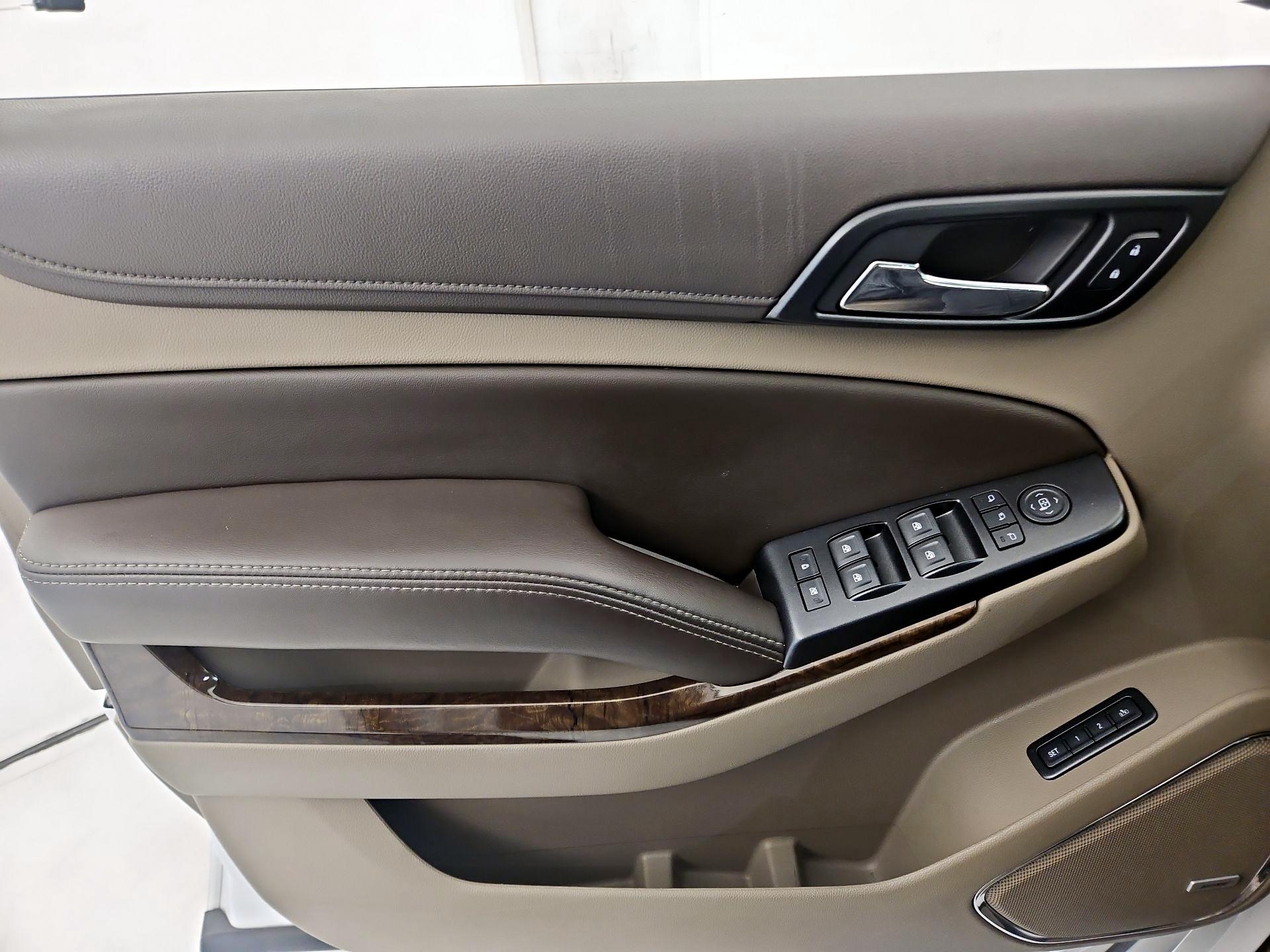 Thumbnail: 2018 Chevrolet Tahoe - 12