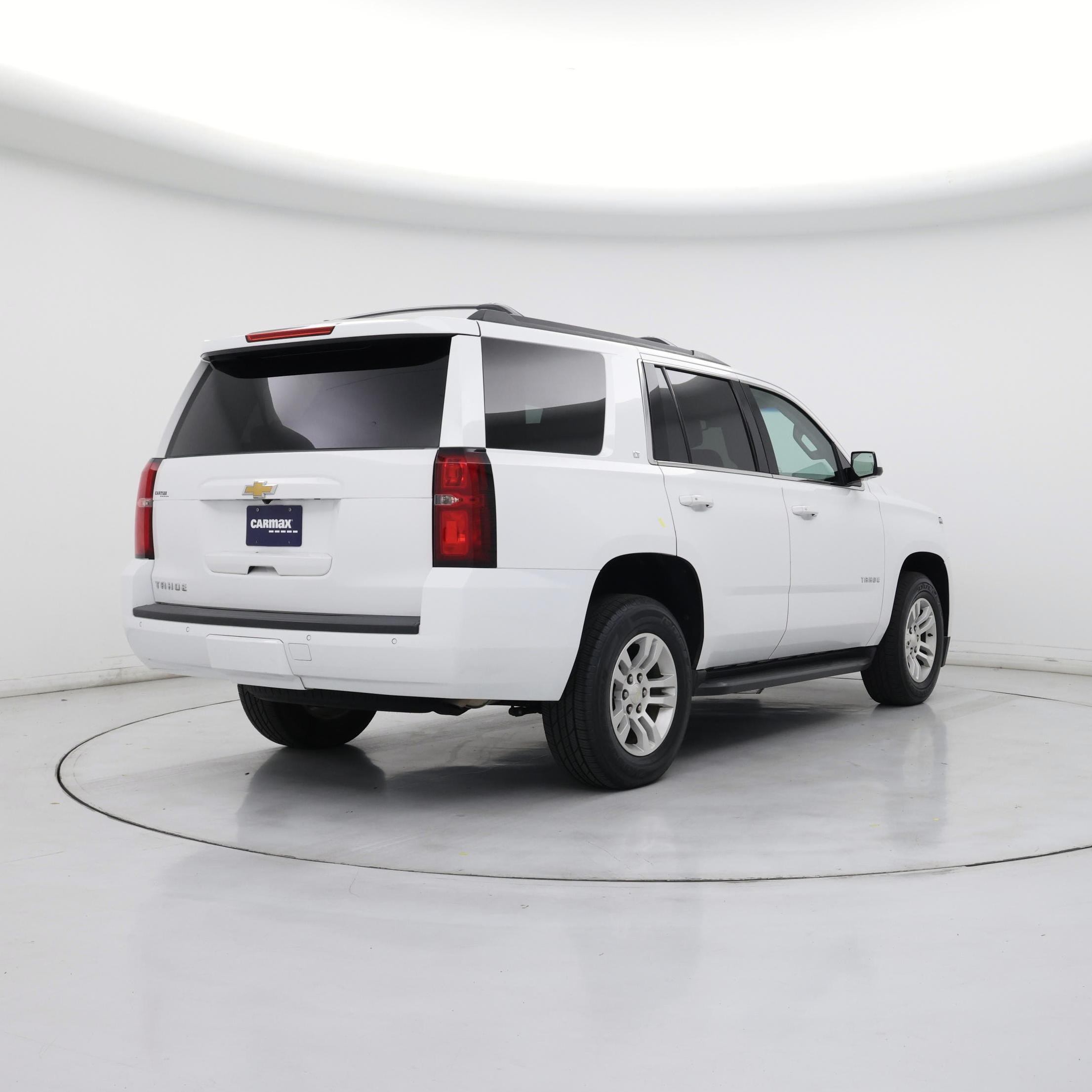 Thumbnail: 2018 Chevrolet Tahoe - 8