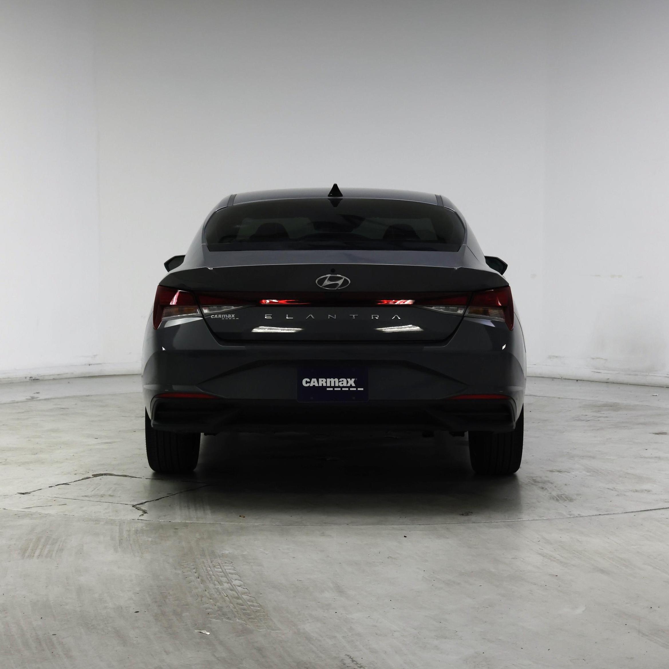 Thumbnail: 2023 Hyundai Elantra - 6