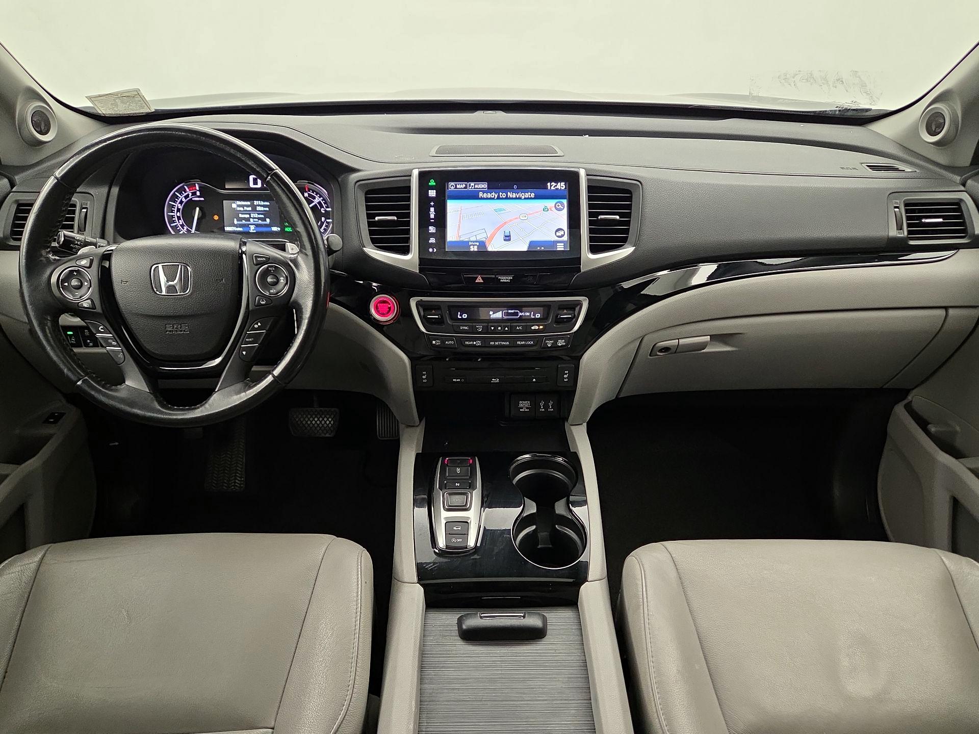 Thumbnail: 2016 Honda Pilot - 9