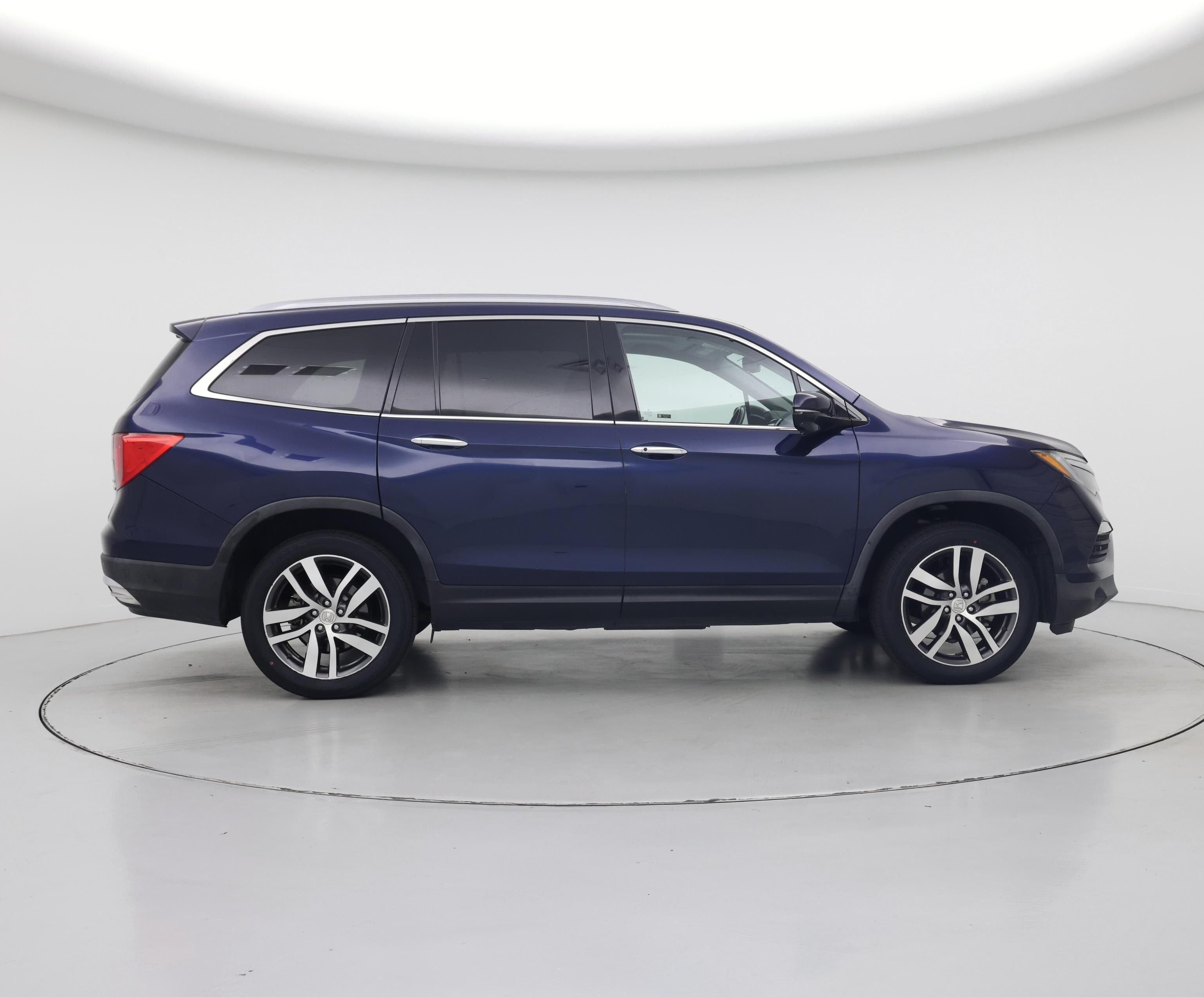 Thumbnail: 2016 Honda Pilot - 7