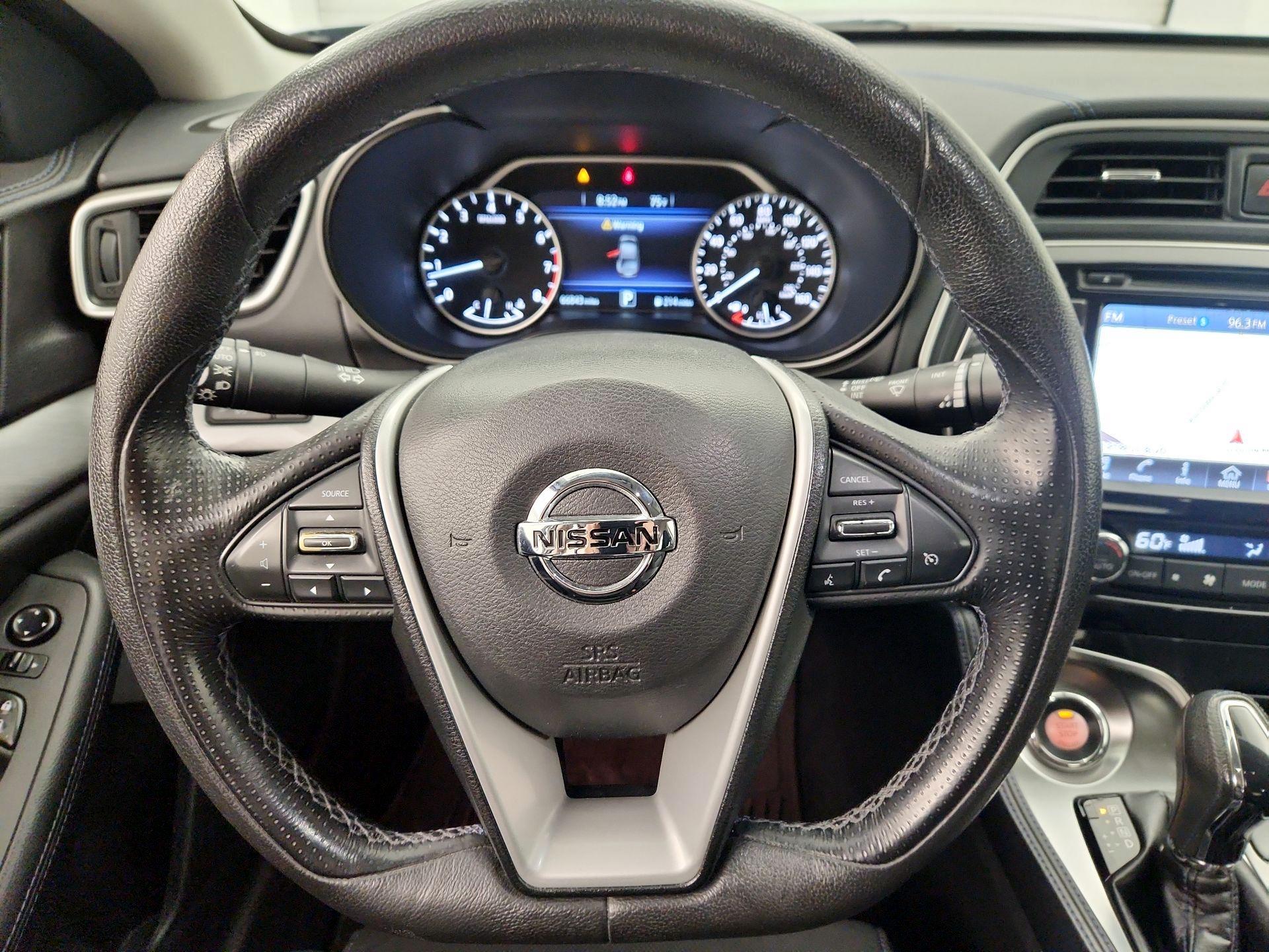 Thumbnail: 2016 Nissan Maxima - 10