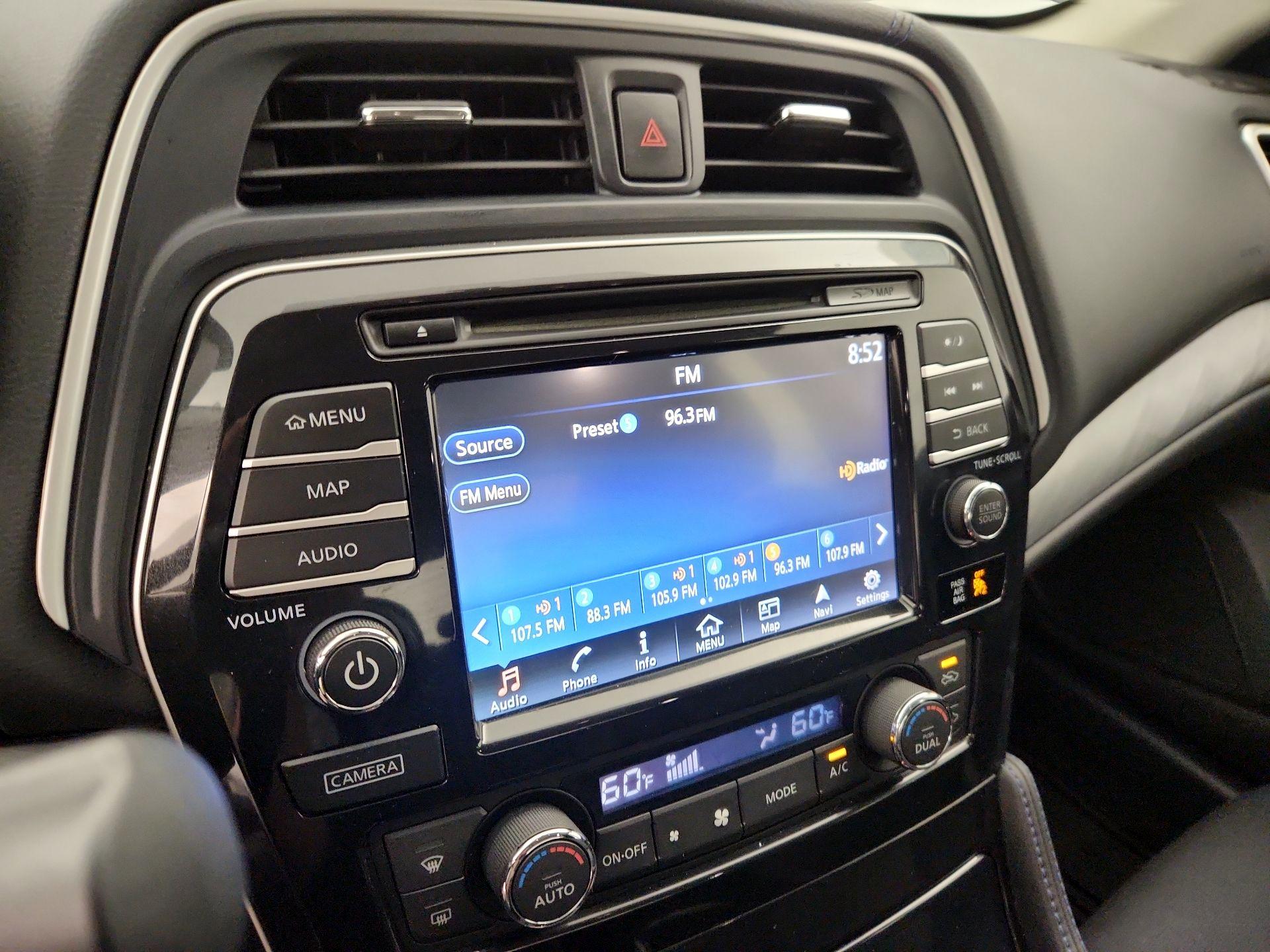 Thumbnail: 2016 Nissan Maxima - 16