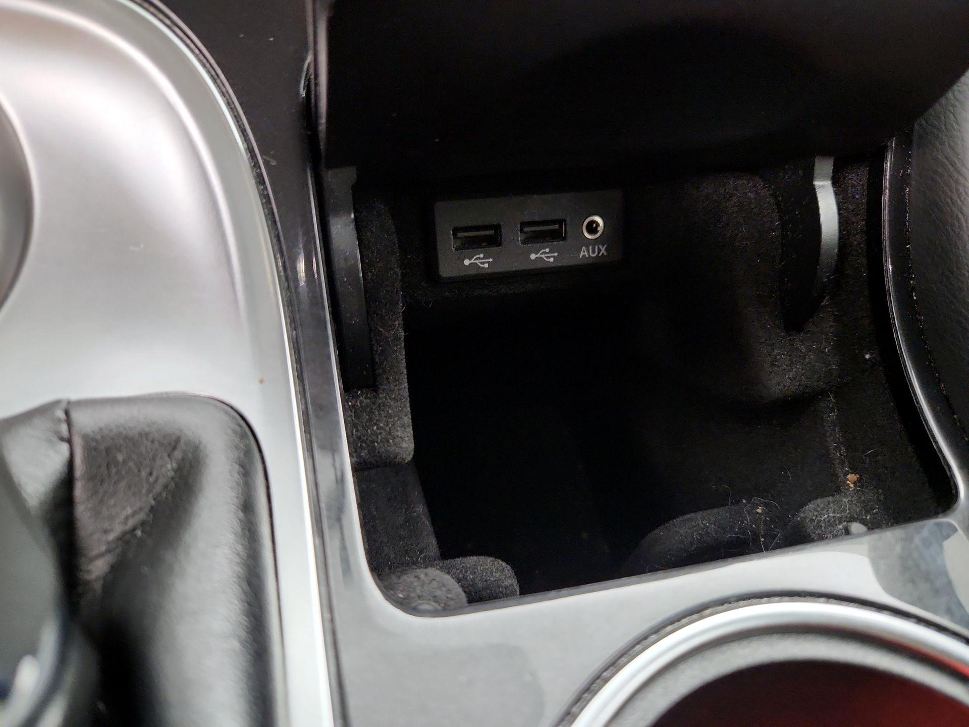 Thumbnail: 2016 Nissan Maxima - 19